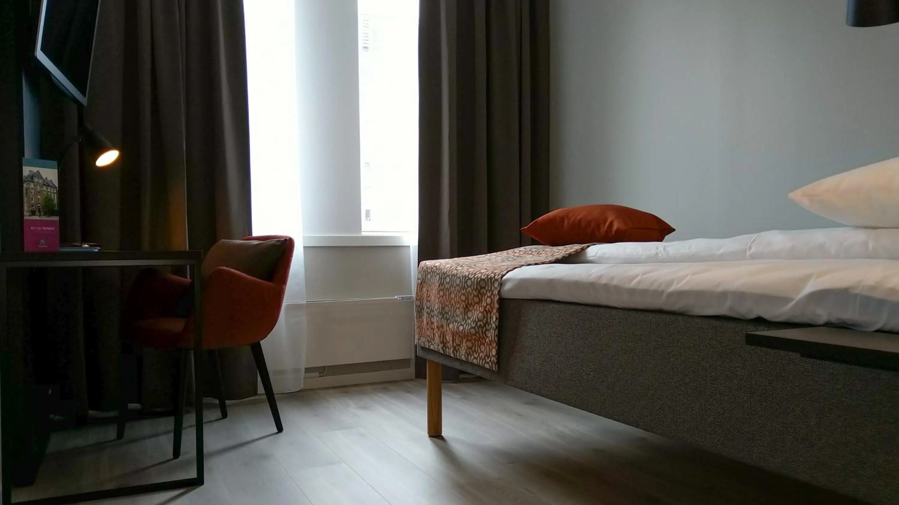 Compact Single in Quality Hotel Augustin