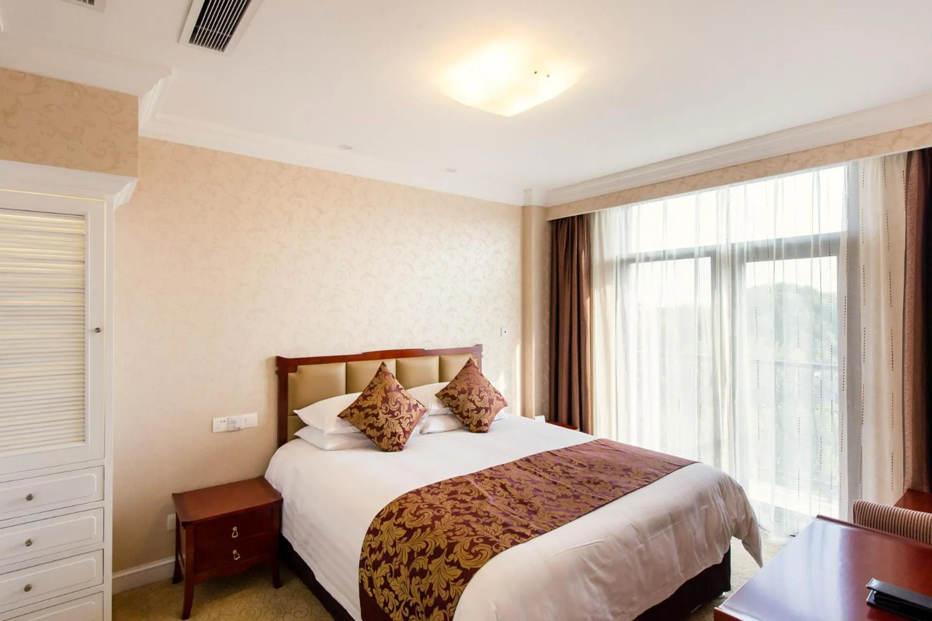 Executive Business Suite in Blue Palace Hotel