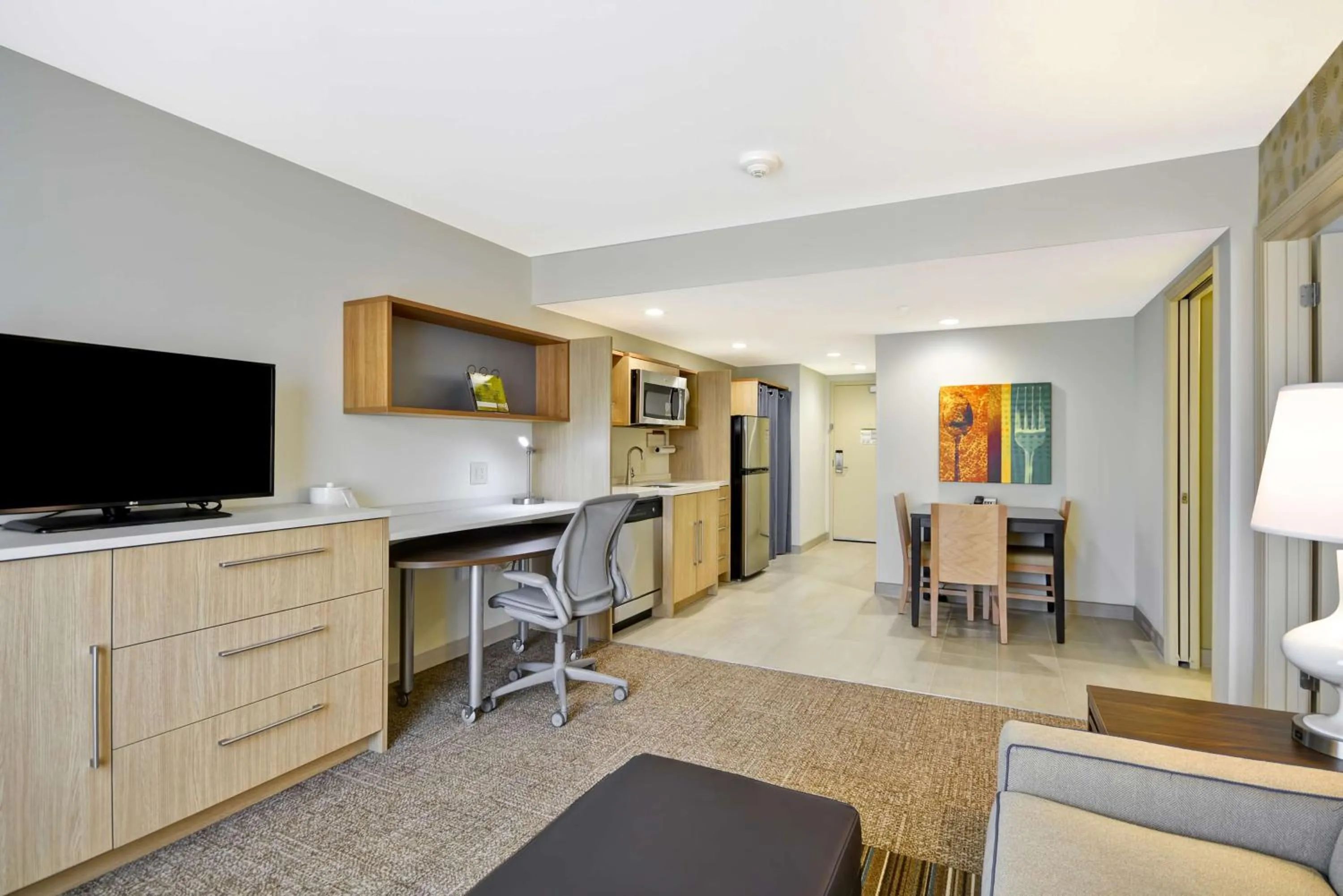 One-Bedroom King Suite - Non-Smoking in Home2 Suites By Hilton Decatur Ingalls Harbor
