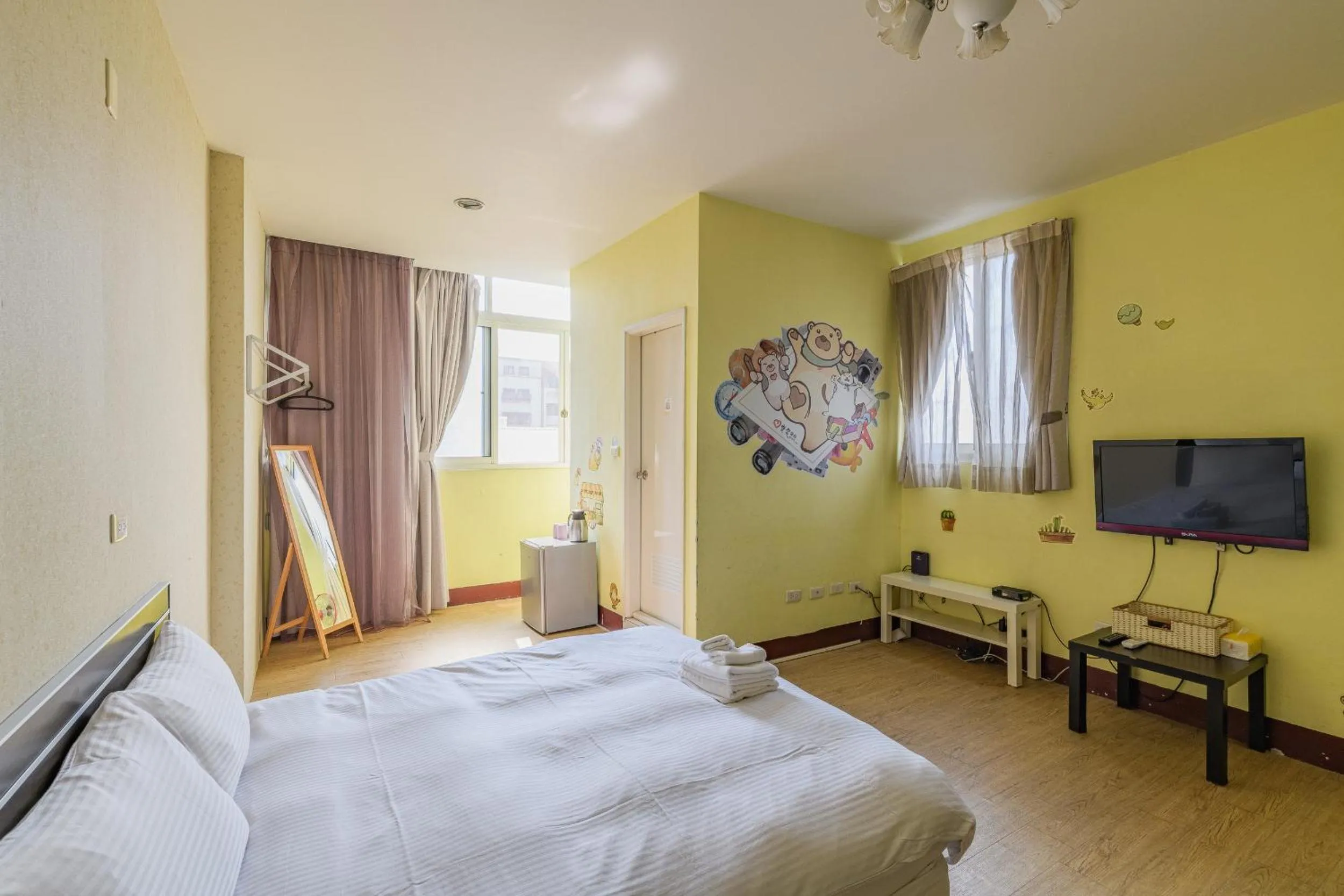 Large Double Room in Fengjia Love I Hostel