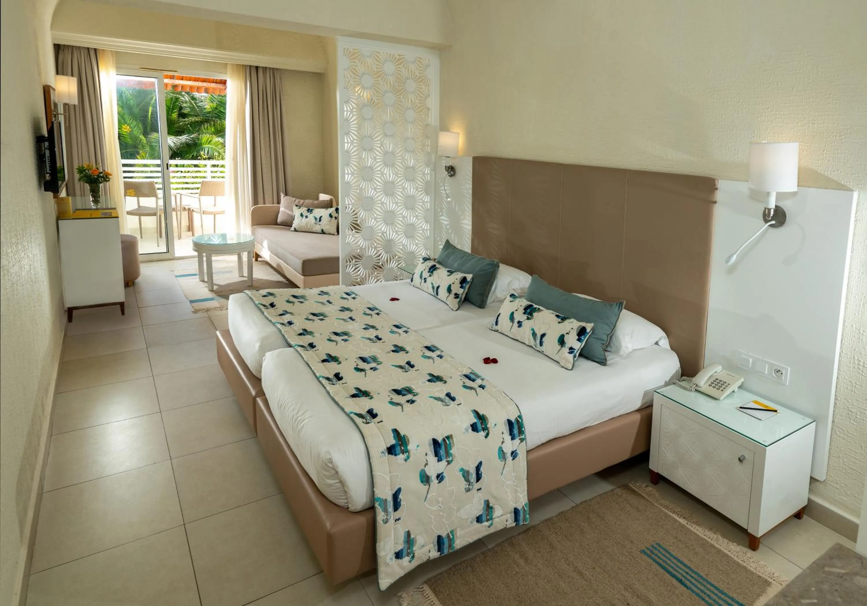 Triple Room in TUI MAGIC LIFE Penelope Beach - Families & Couples