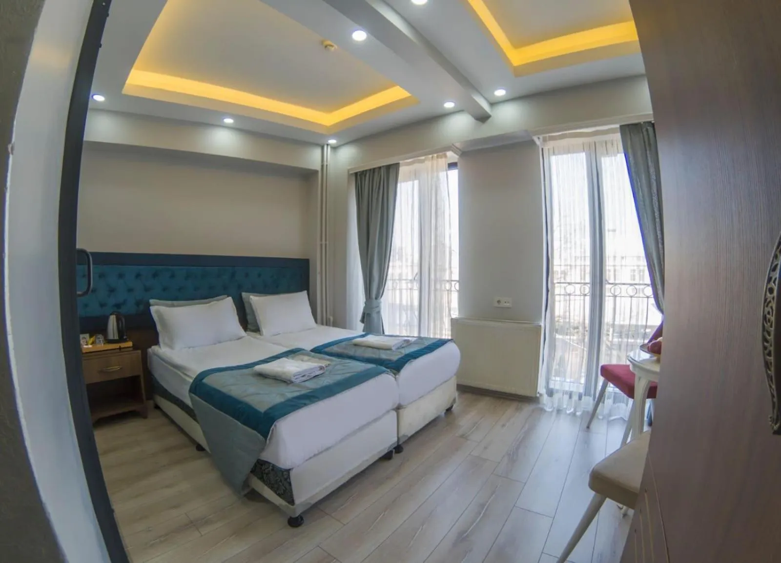 Double Room with Balcony and Sea View in Grand Esen Hotel