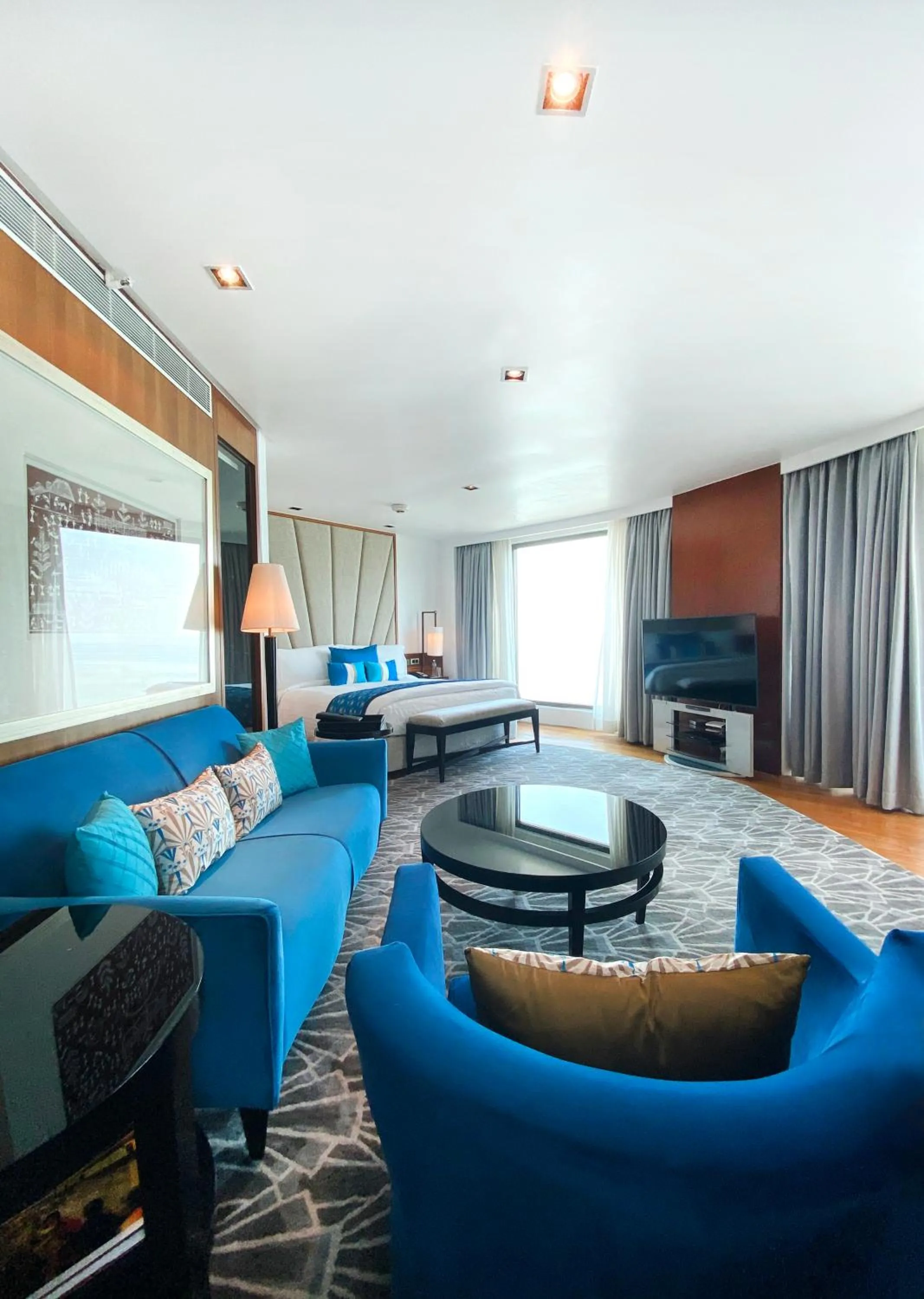 One-Bedroom Suite with Sea View in InterContinental Marine Drive Mumbai by IHG
