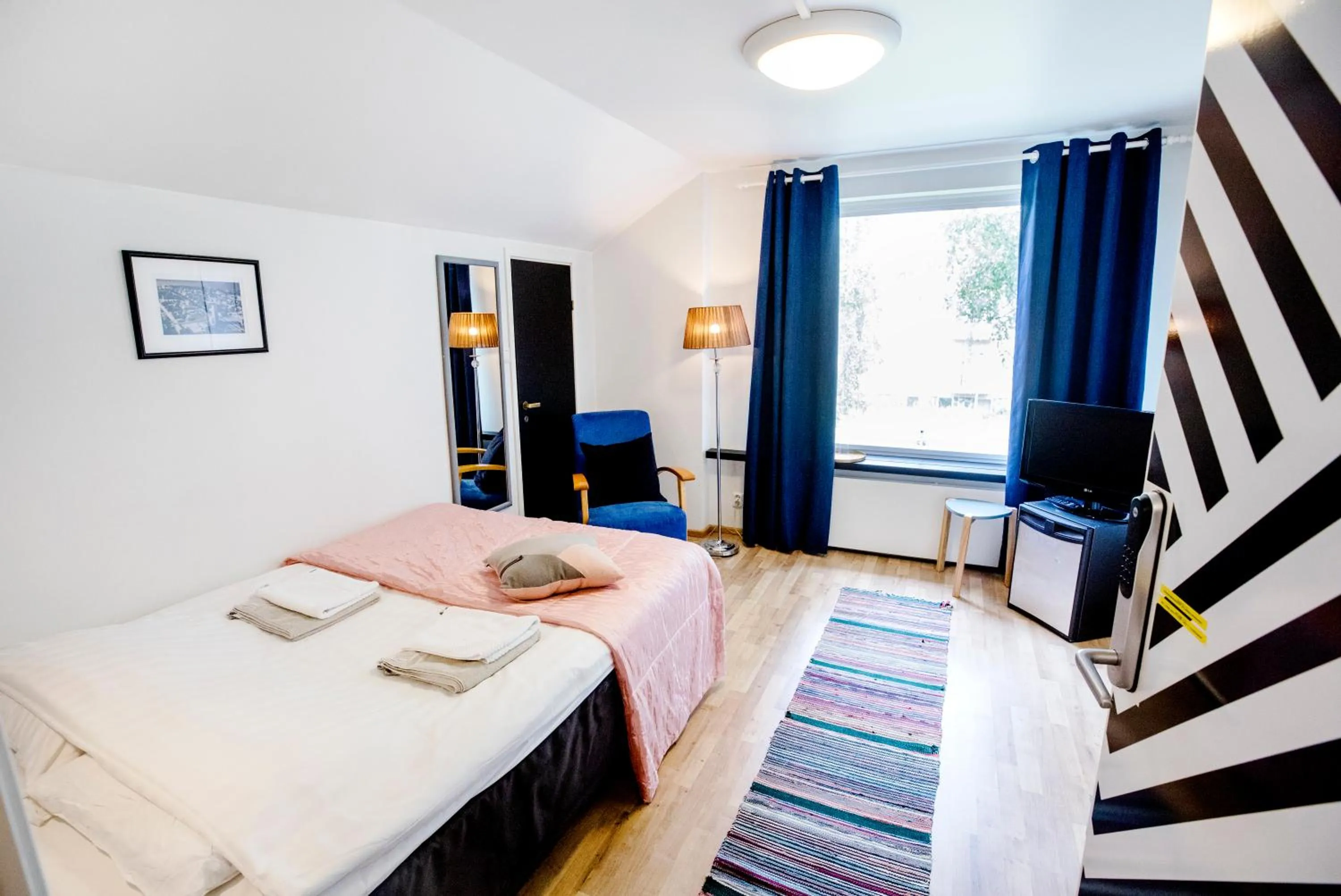 Double Room with Private Bathroom in Villa Kemi