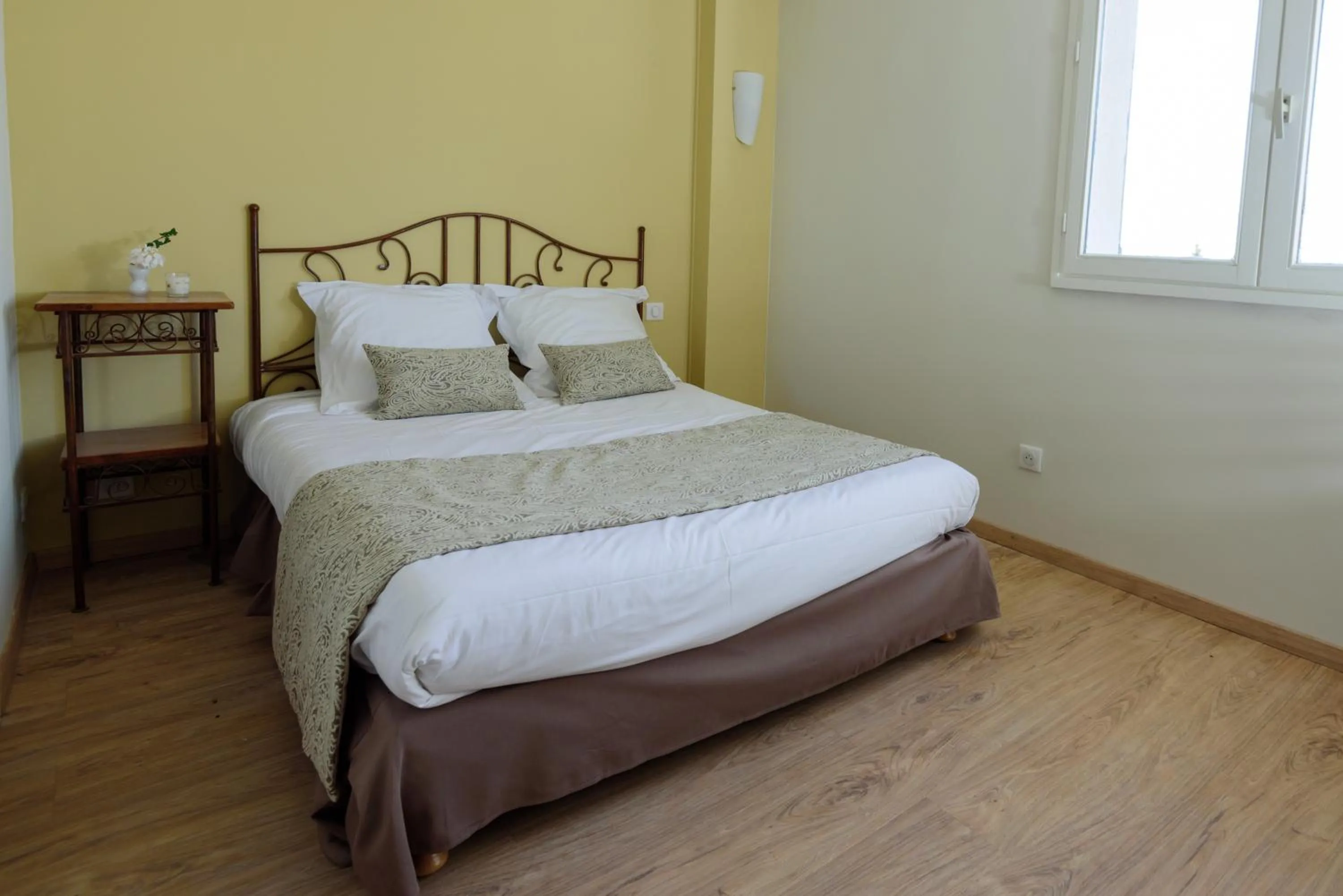 Single Room in Hôtel Belesso