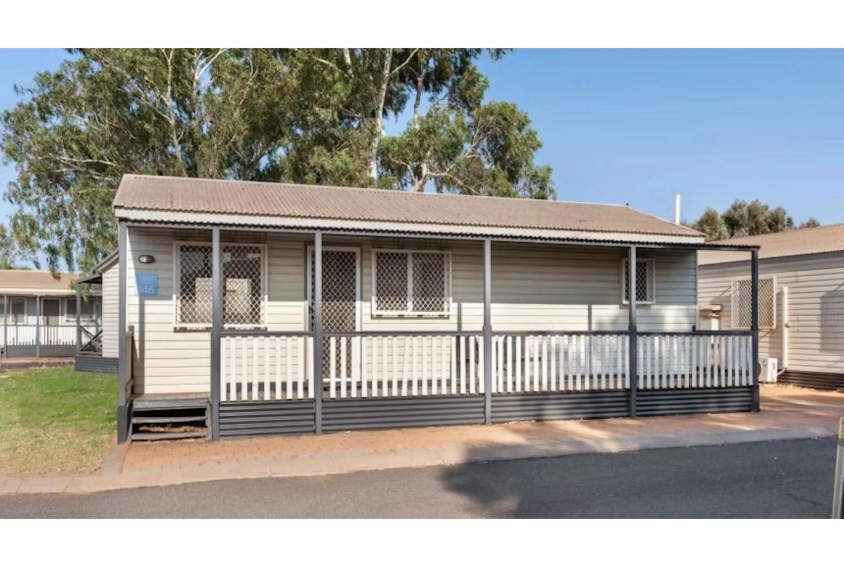 Superior 2 Bedroom Cabin - Sleeps 4 in Discovery Parks - Port Hedland