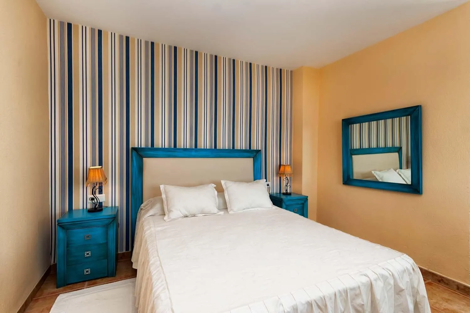 Double Room with Living Room in Hotel Al-Andalus