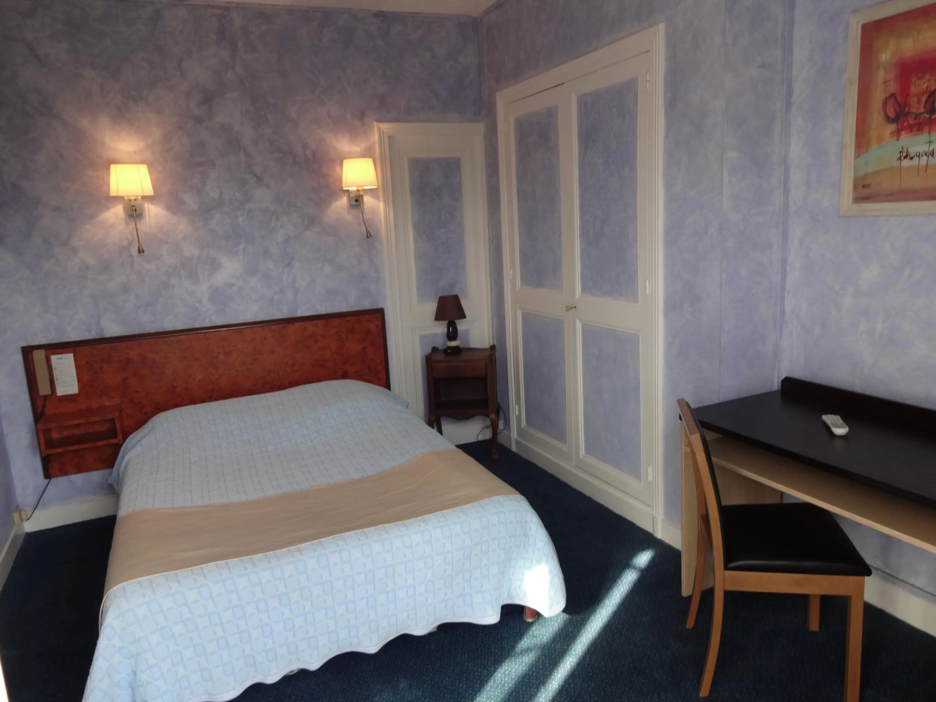Standard Double Room in Hôtel La Champagne Ardenne Cabourg