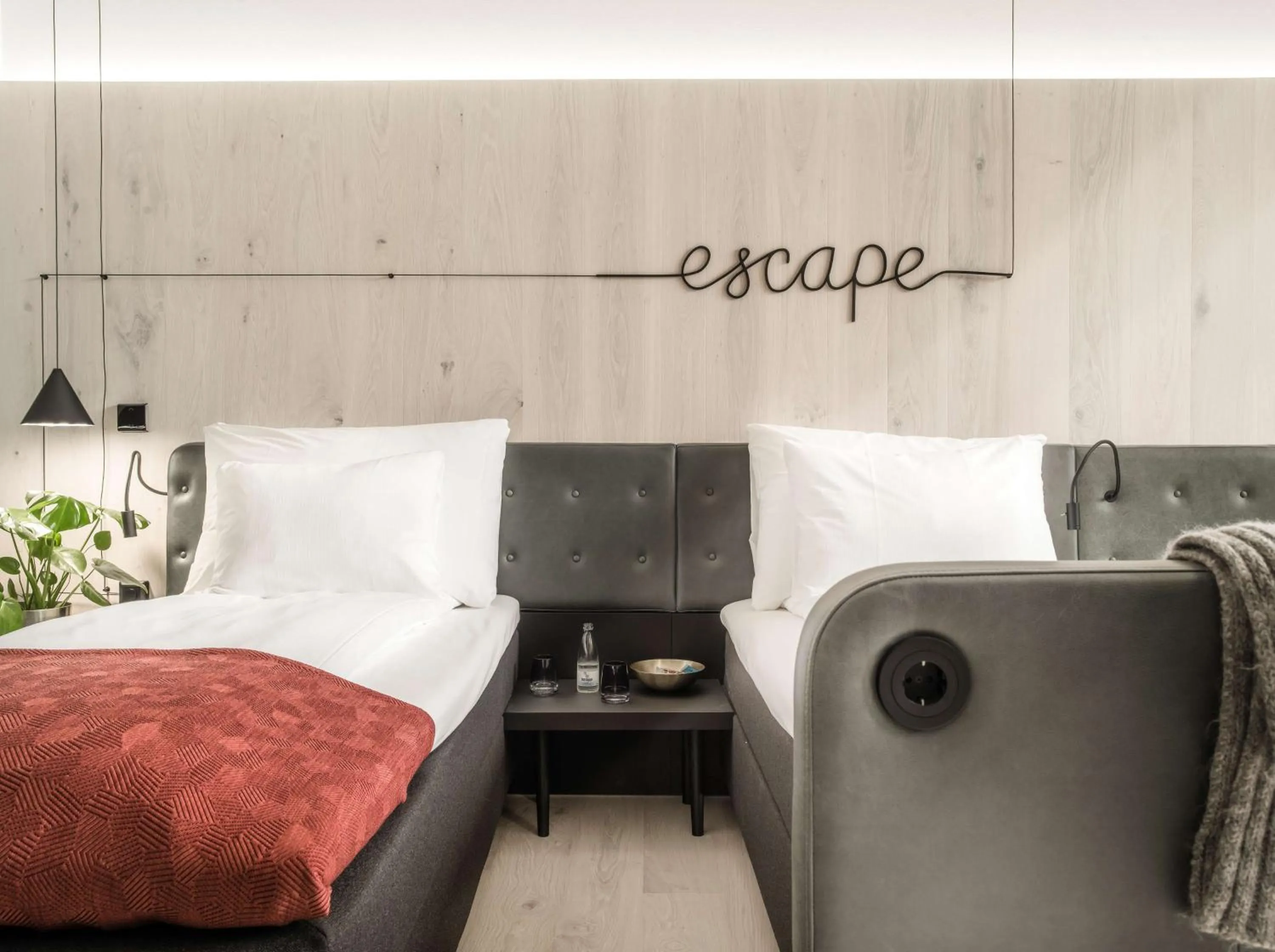 Deluxe Twin Room with Park View in Hotel Norge by Scandic