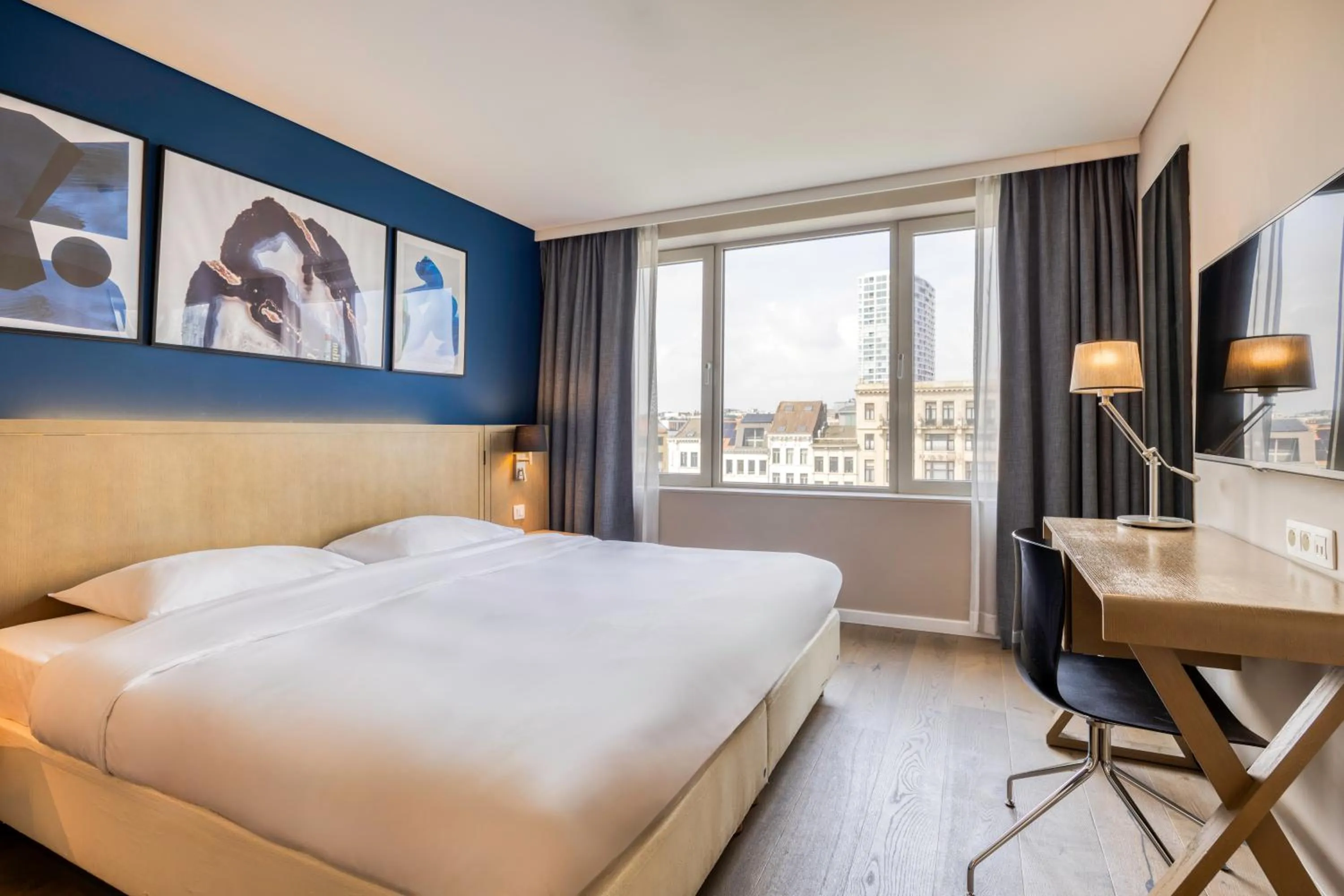 Superior Room with City View in Park Inn by Radisson Antwerp City Centre