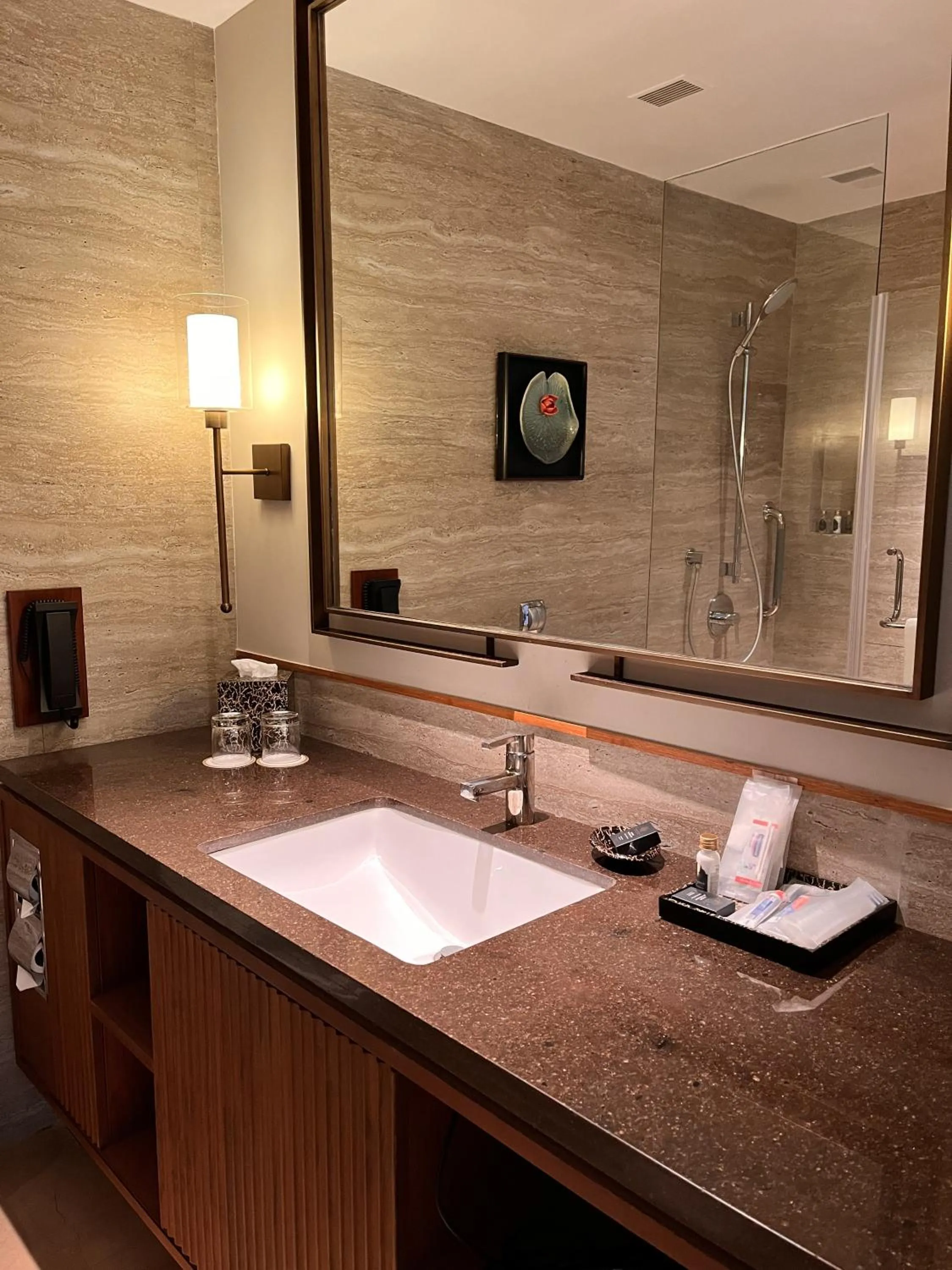 Taj Club room with one way airport transfer, evening cocktail, 2 pcs of ironing non-cumulative basis in Taj City Centre New Town, Kolkata