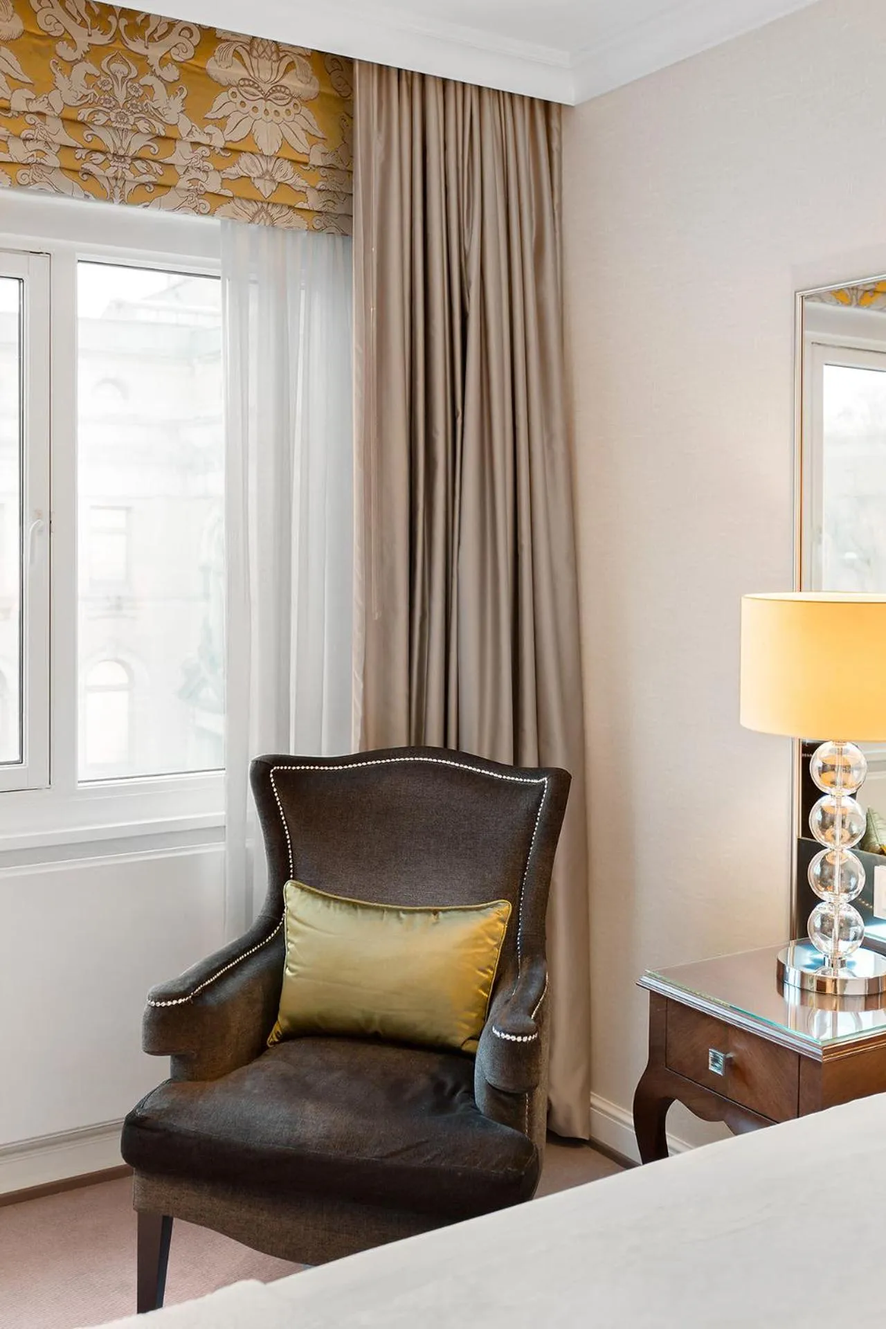 Petit Double Room - single occupancy in Hotel Continental