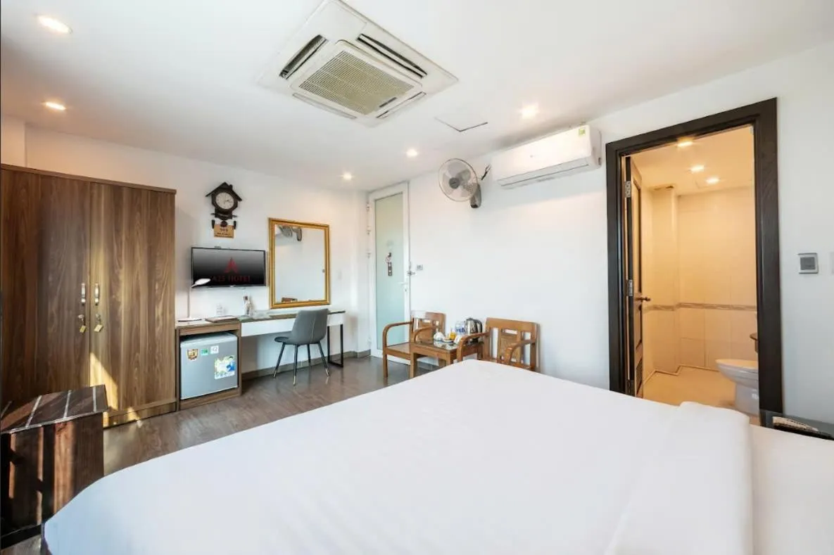 Superior Double Room in A25 Hotel - 28 Trần Quý Cáp