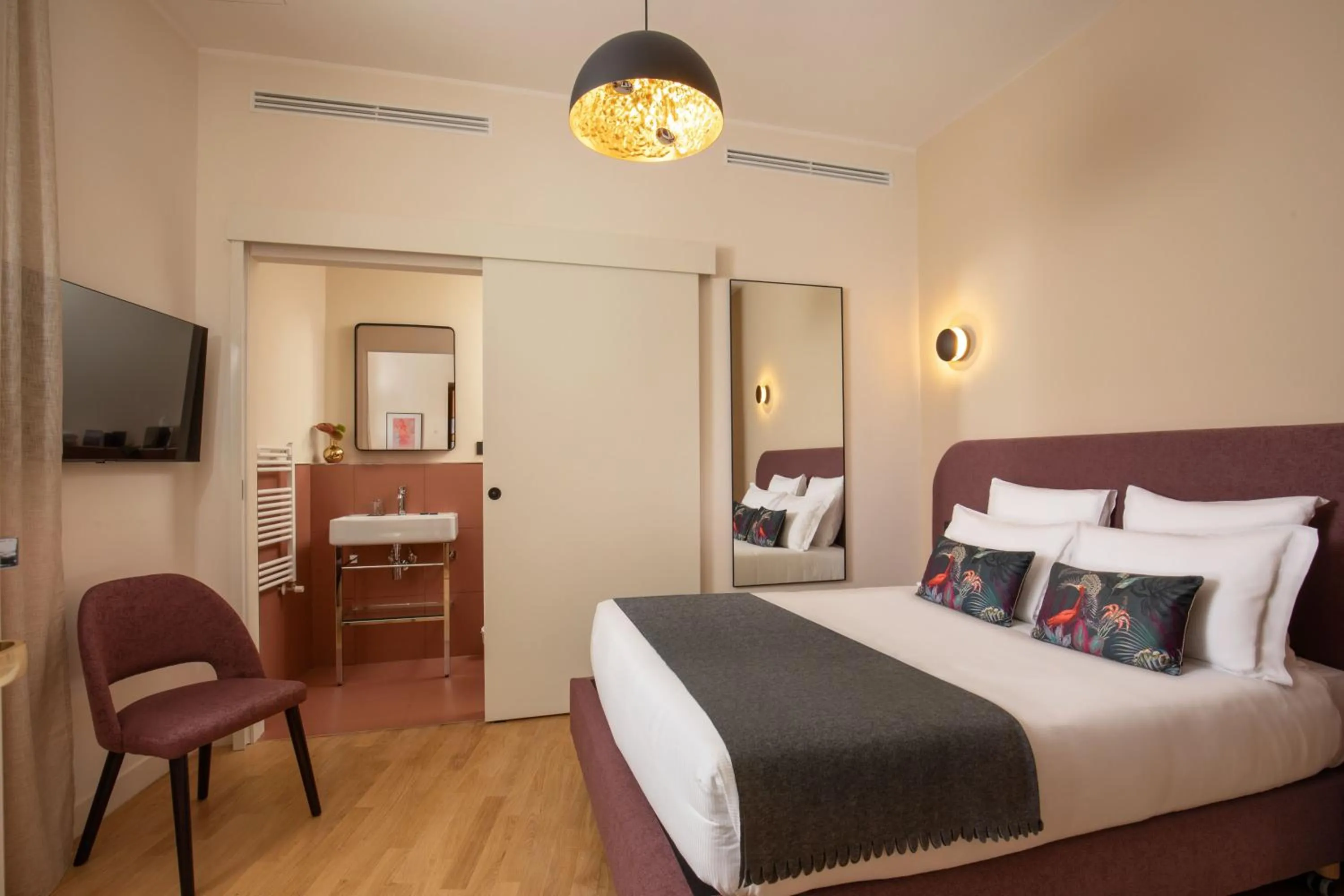 Classic Single Room in 9Hotel Cesari