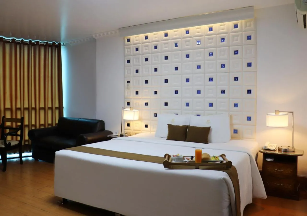 Executive Suite in Inkari Suites Hotel