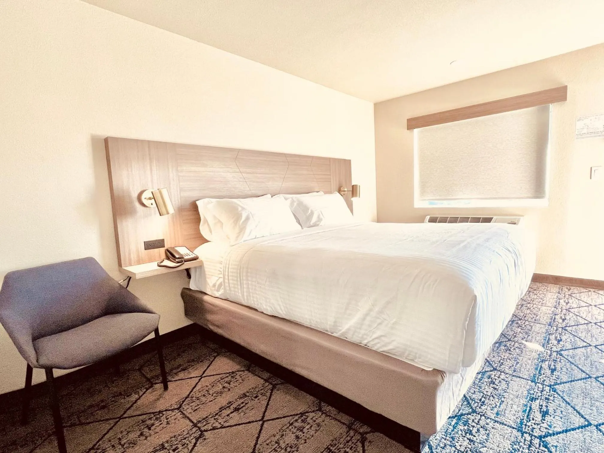 Deluxe King Room - Non-Smoking in Ramada by Wyndham Modesto Yosemite Area