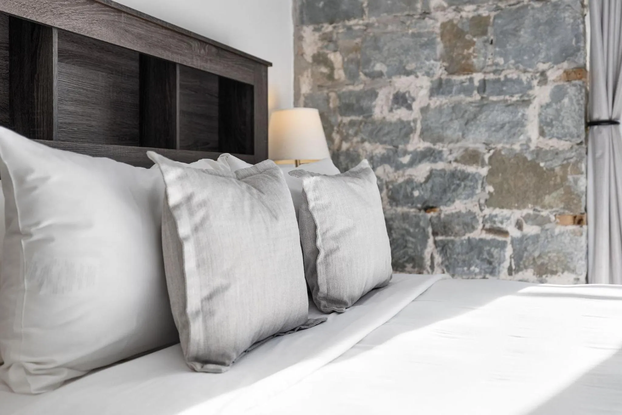 Regular Room / Kitchenette / Animals Not Permitted in Hotel Port-Royal