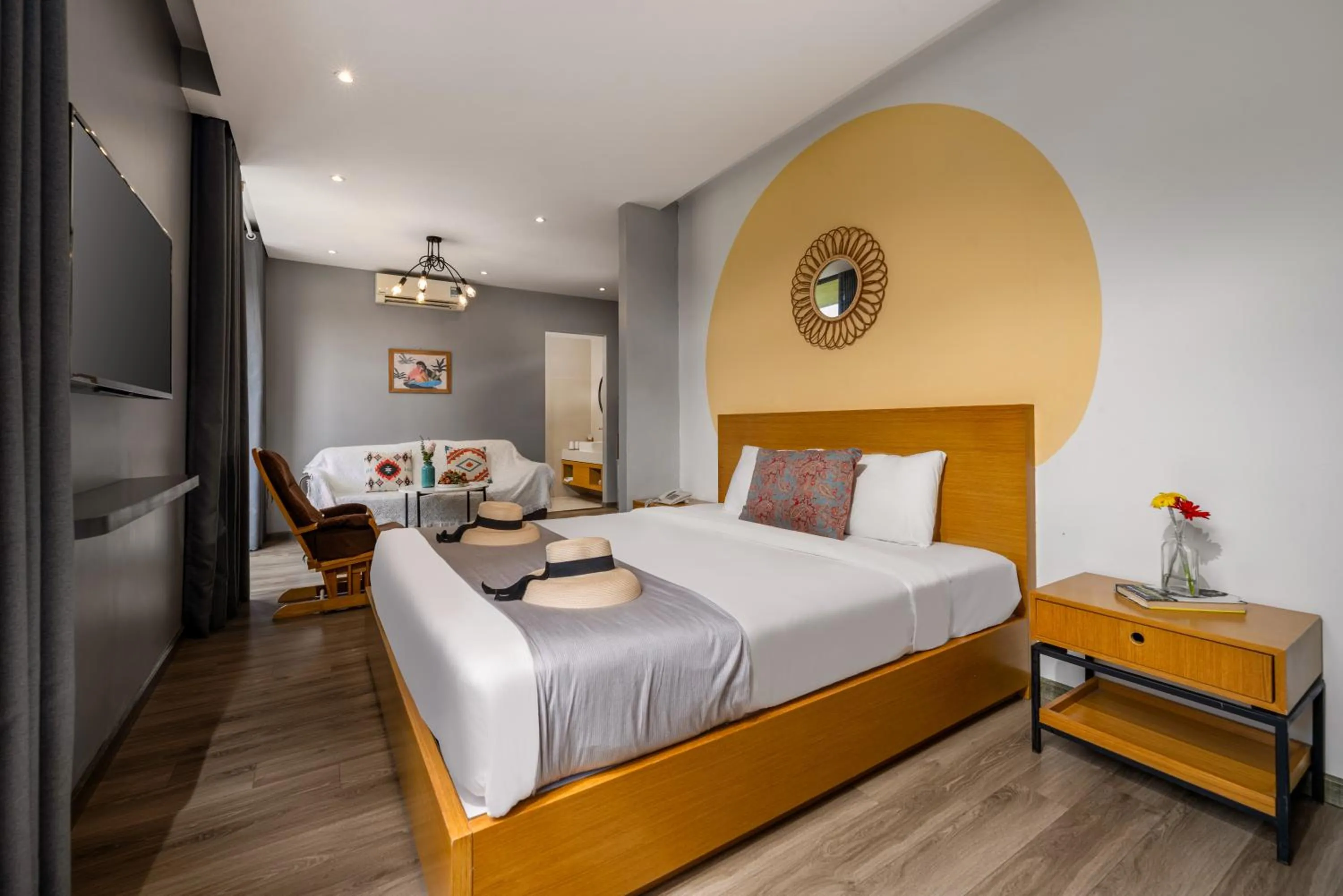 Deluxe Double Room with Balcony in Sanayen Villa & Residences - Pool and Close Beach