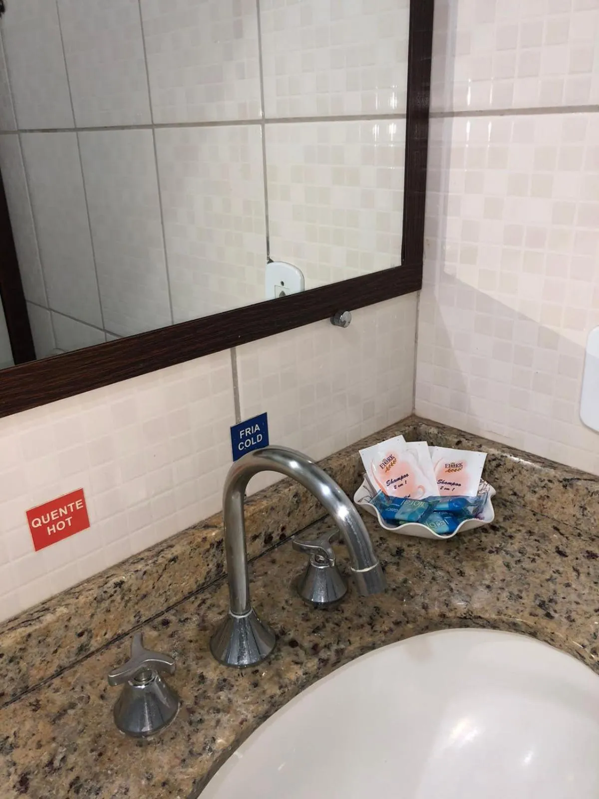 Quarto Duplo Luxo (Bloco 01) in Hotel e Pousada Caroline