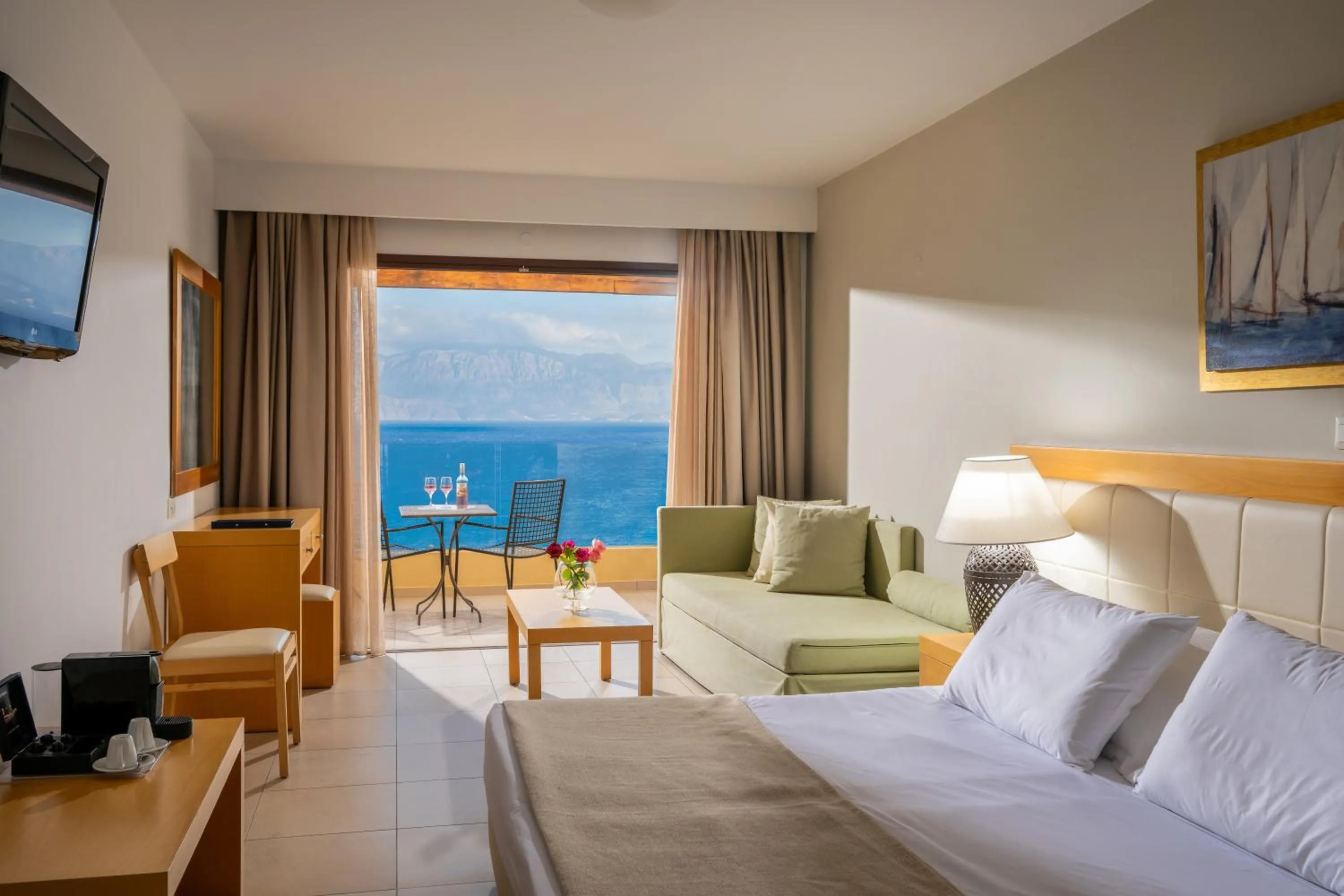 Deluxe Room with Sea View in Miramare Resort & Spa