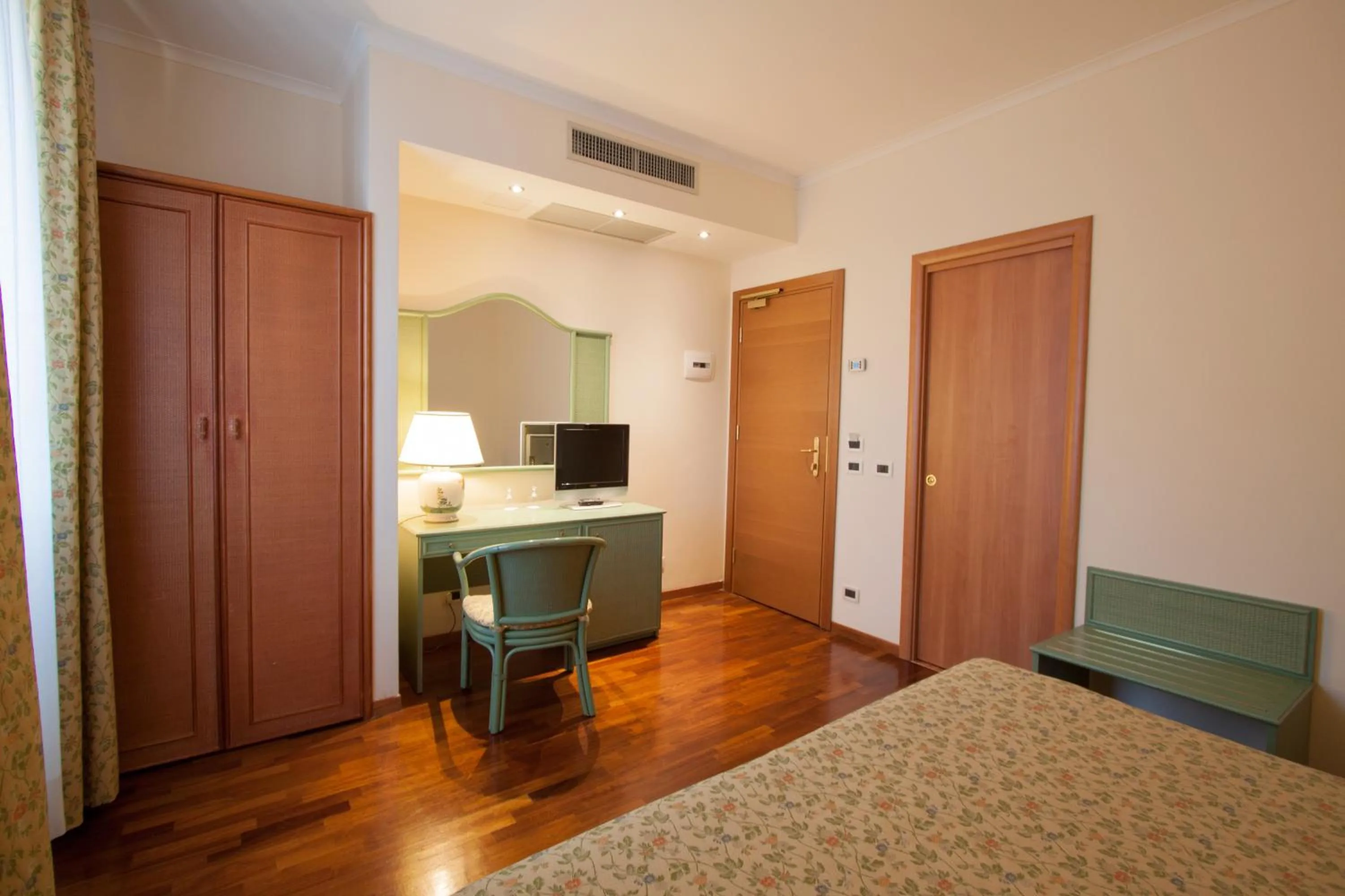 Single Room in Hotel Laurentia