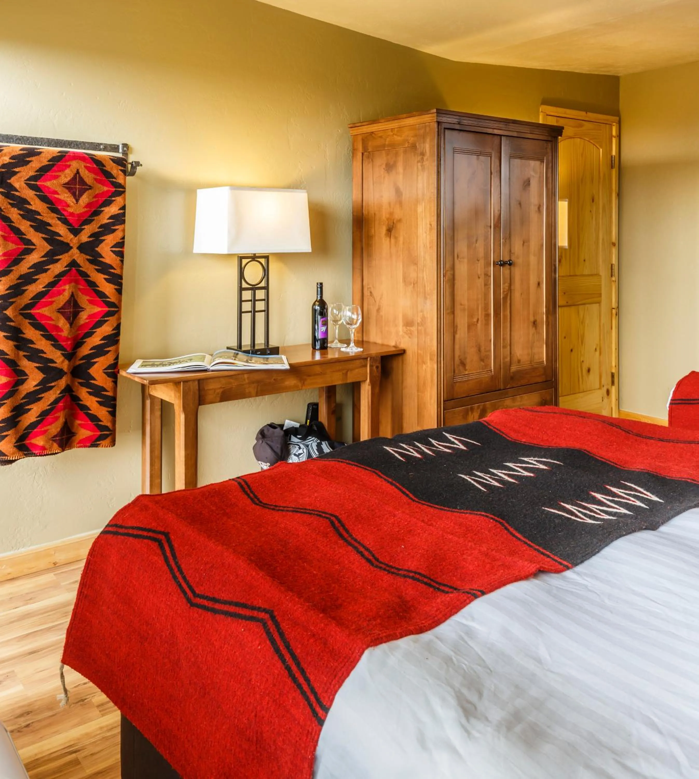 Deluxe King Room in Far View Lodge