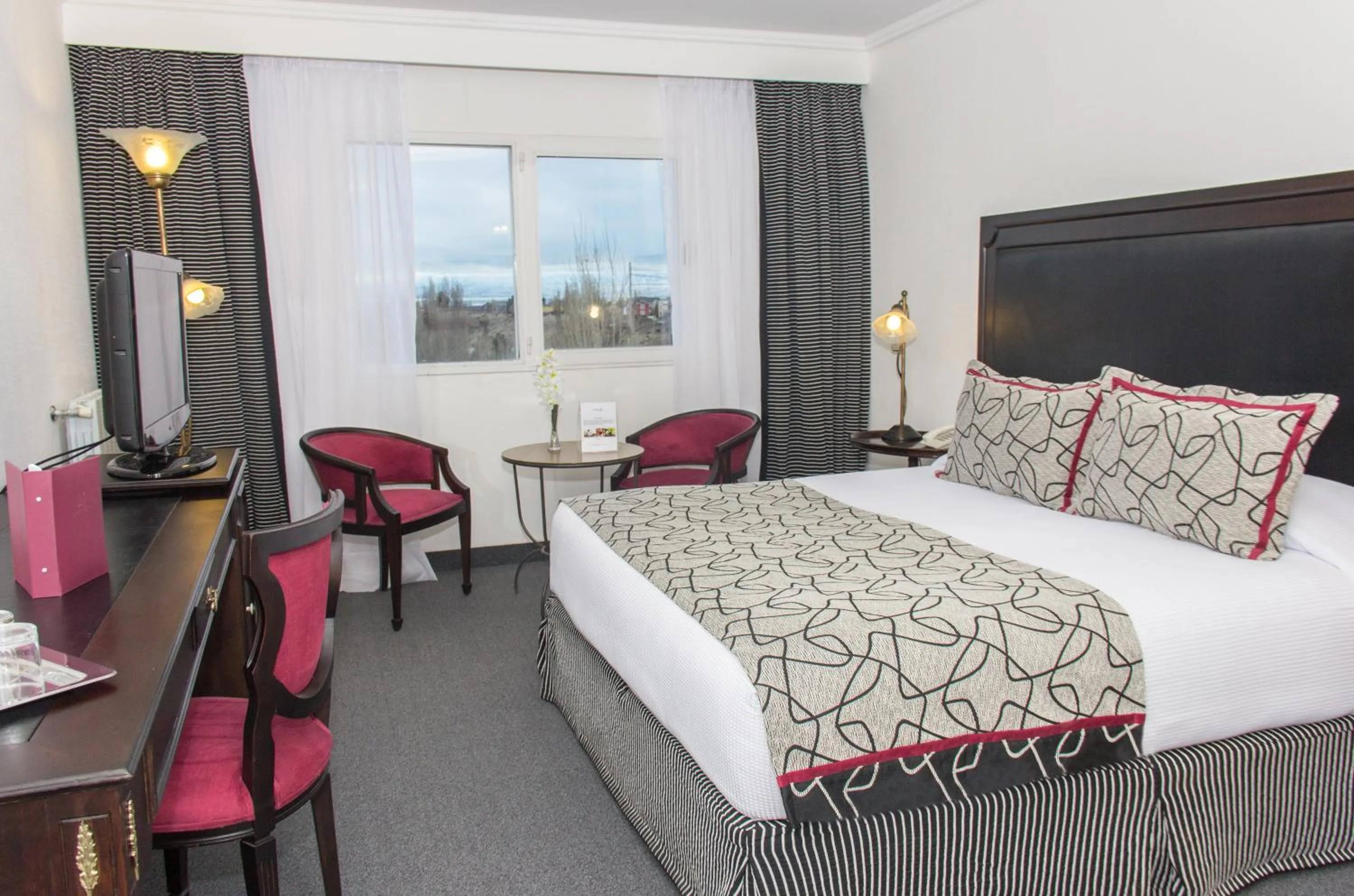 Superior Double or Twin Room in Lagos Del Calafate