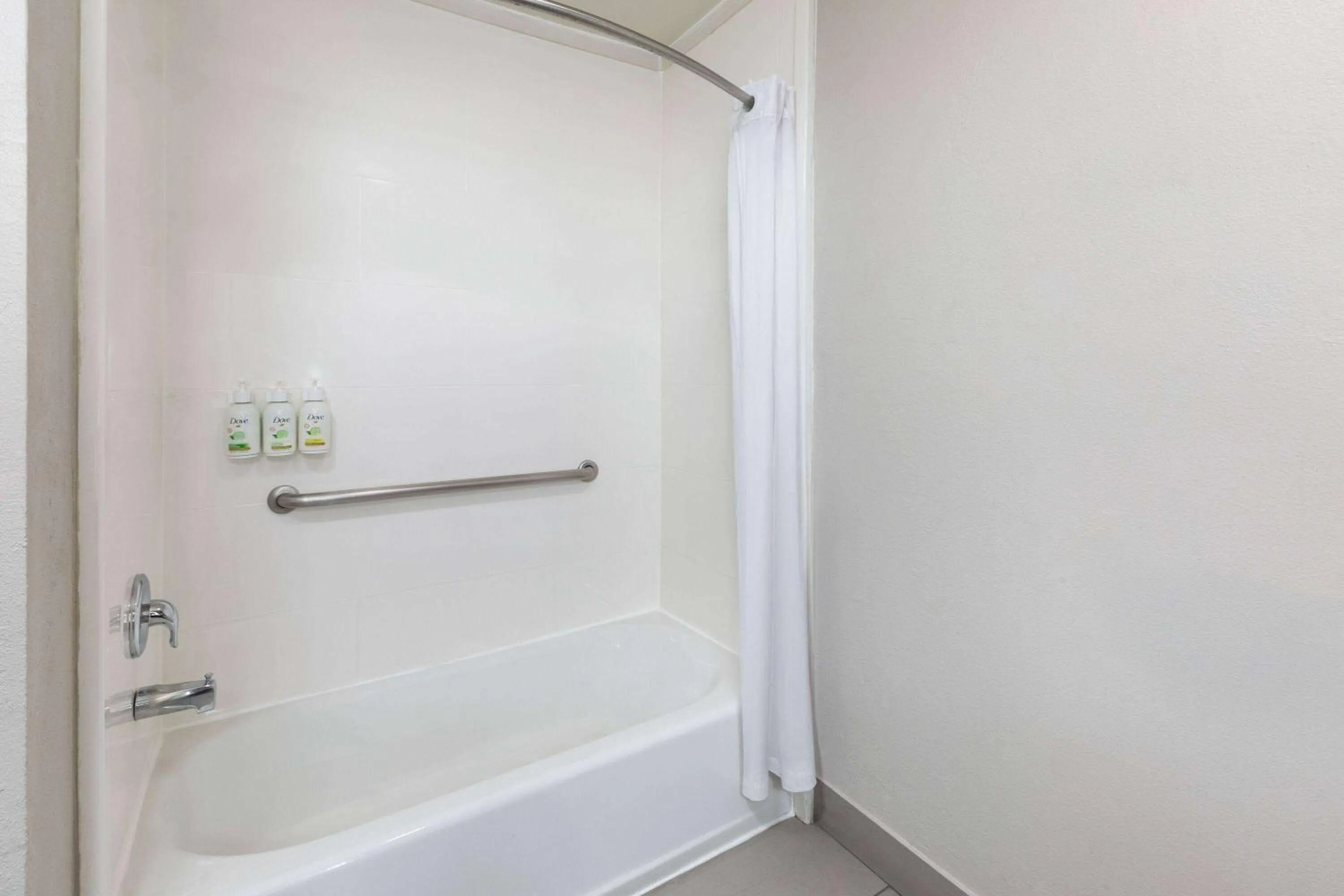 Queen Room with Two Queen Beds - Non-Smoking in La Quinta by Wyndham North Orem