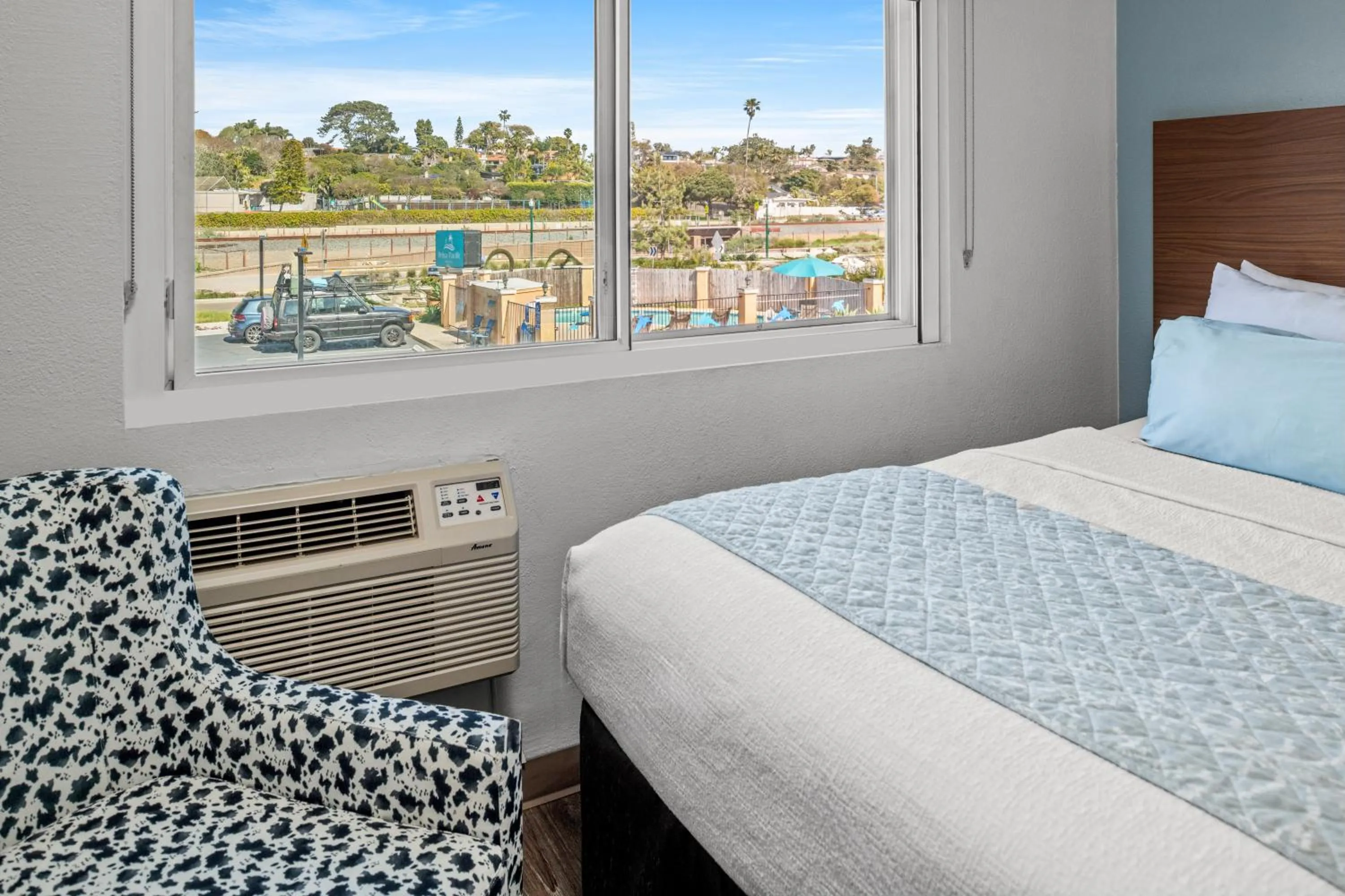 Double Room with Two Double Beds - Non-Smoking in Brisa Pacific Hotel Encinitas