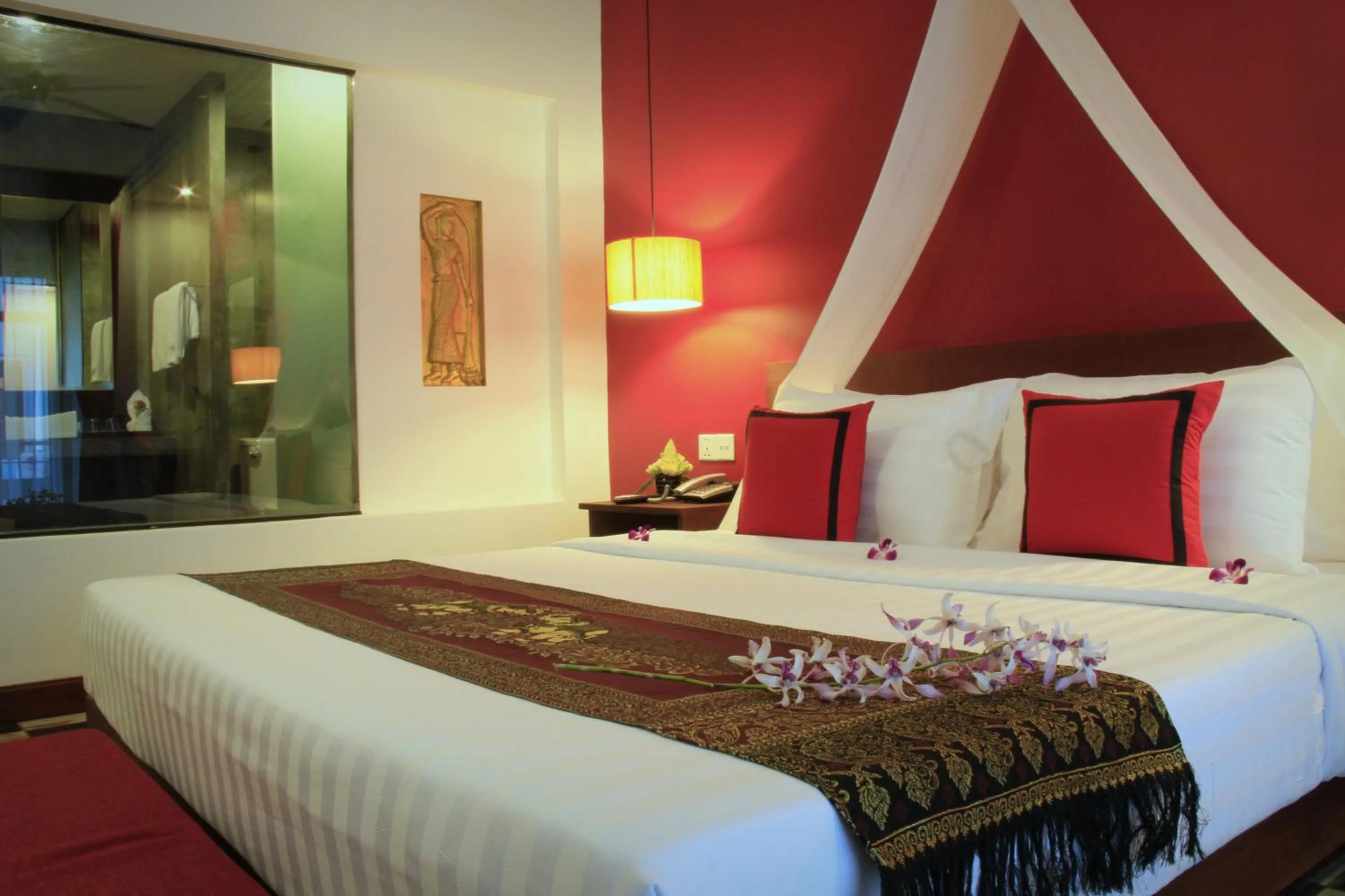 Deluxe Double Room with Balcony in Mekong Angkor Palace Hotel