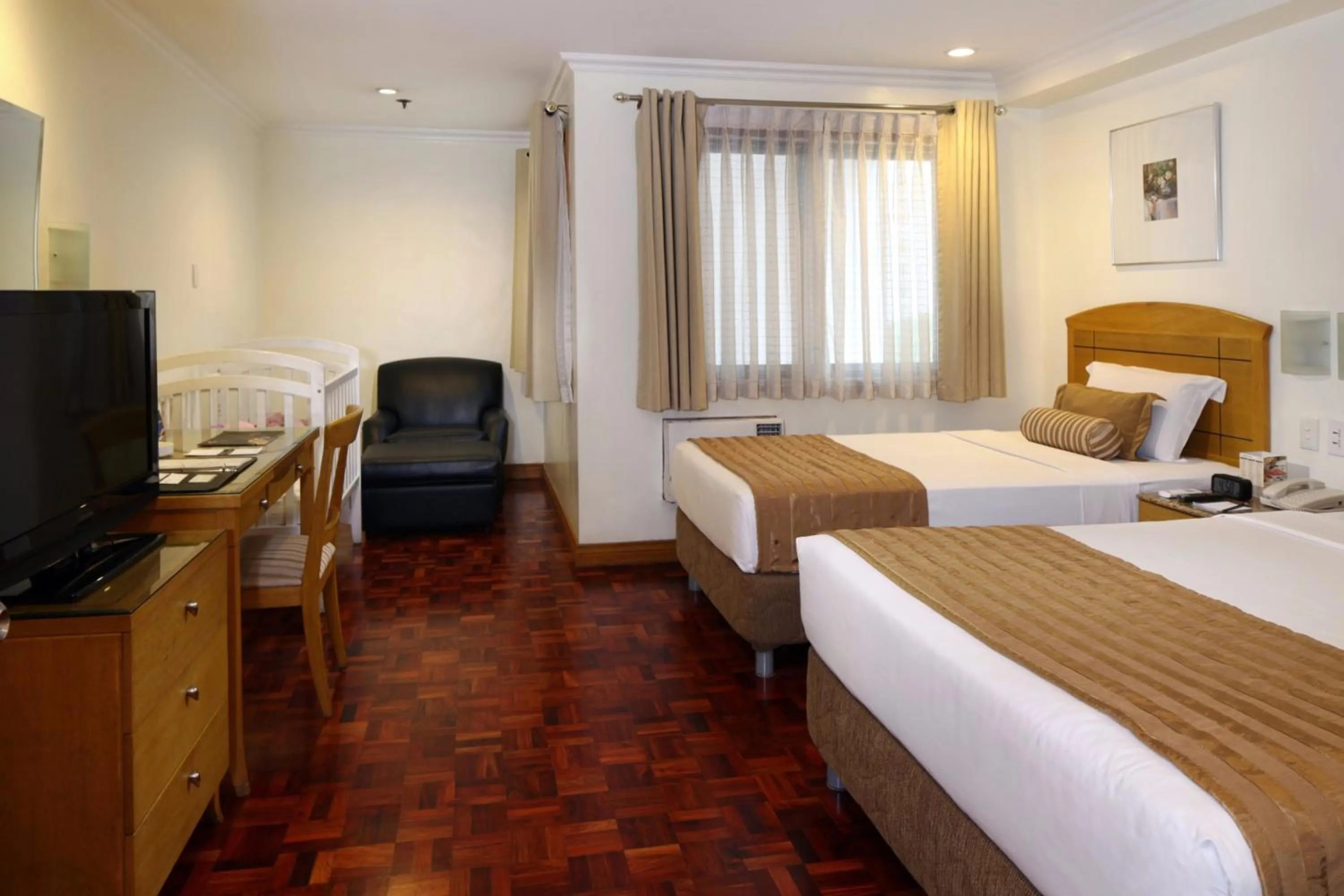 One Bedroom Suite Twin in City Garden Suites Manila