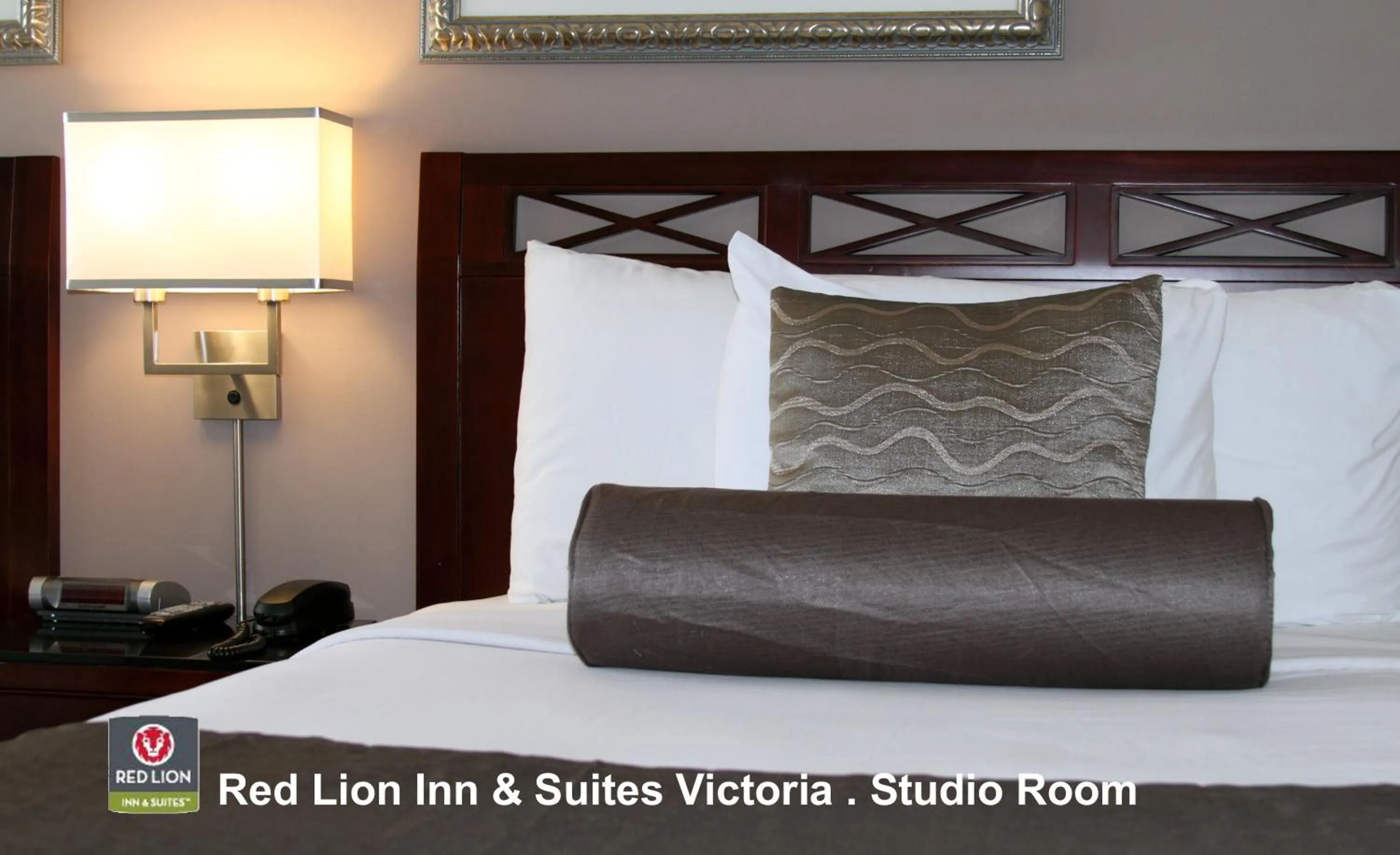 Studio in Red Lion Inn and Suites Victoria