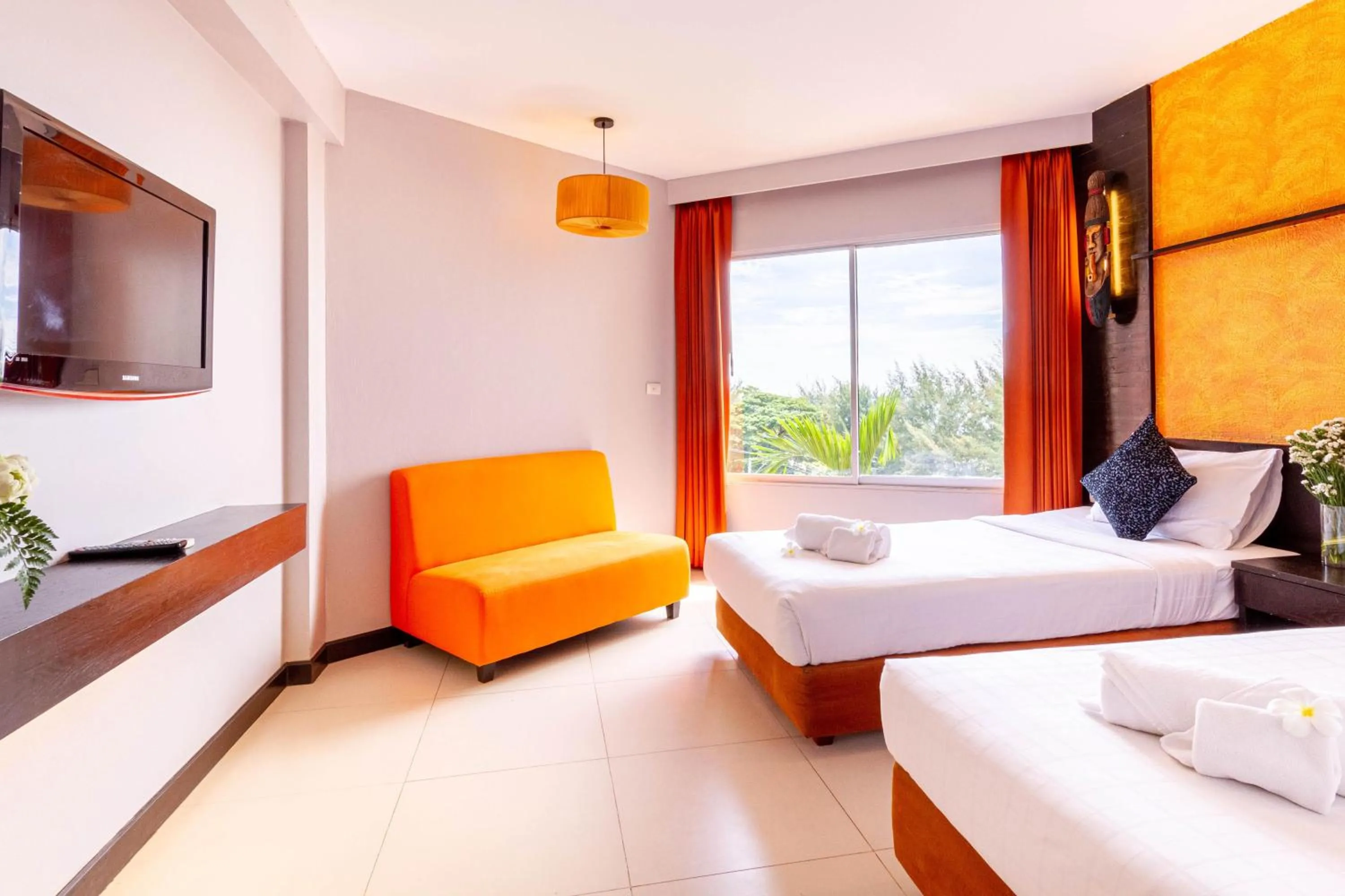 Superior Twin Room in FuramaXclusive Sandara Hua Hin at Cha-am Beach