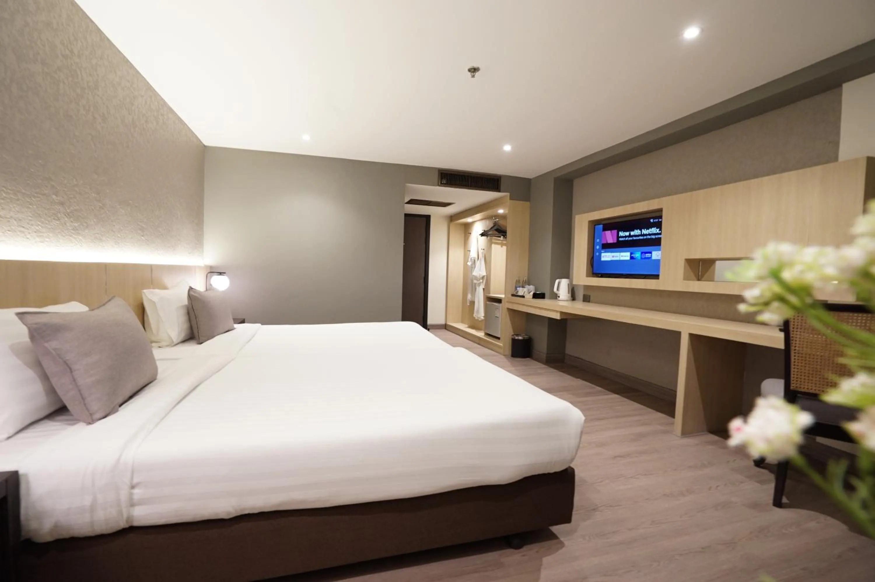 Deluxe Premium Room in King Park Avenue Hotel Bangkok