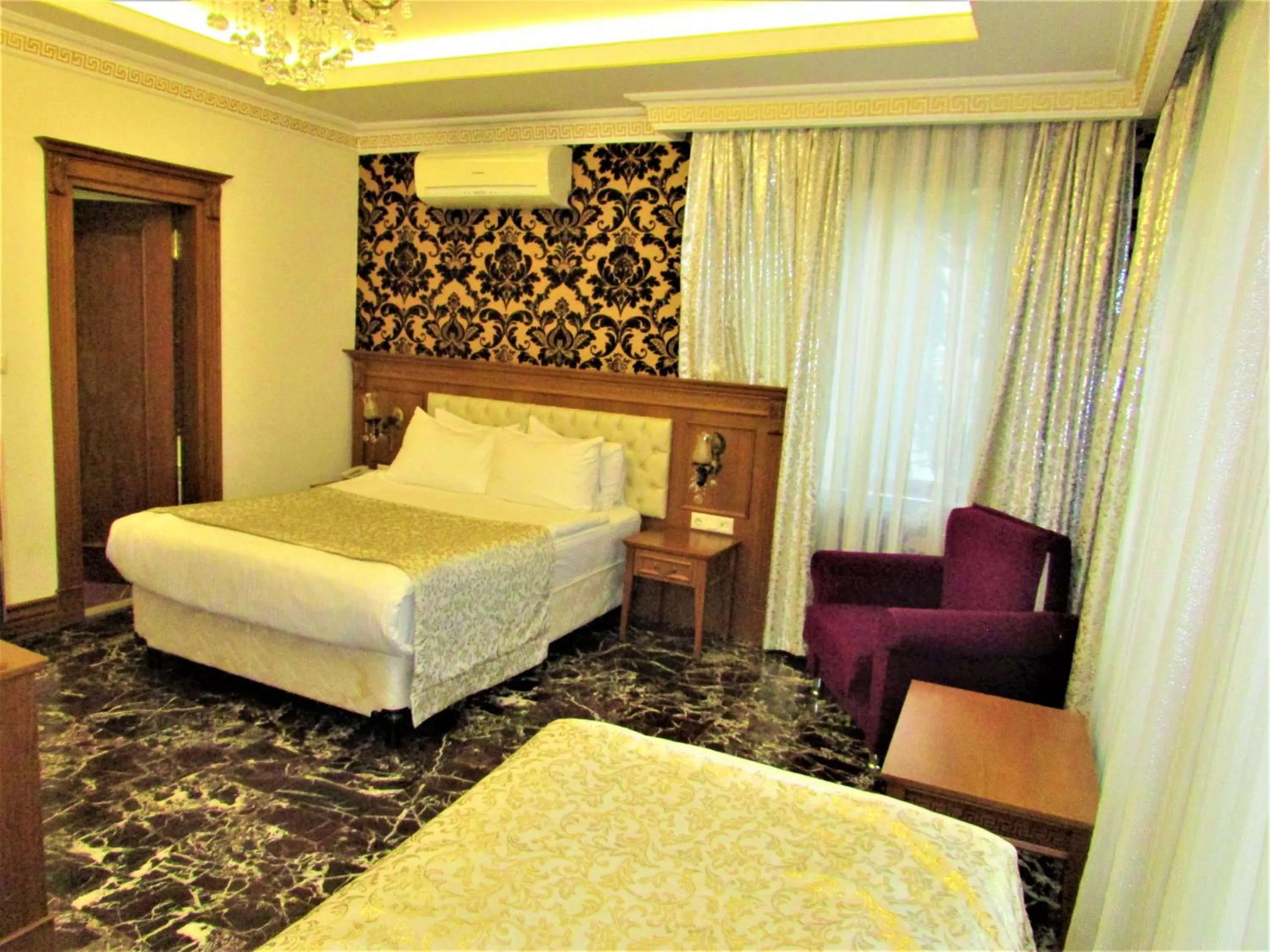 Standard Triple Room in Lausos Hotel Sultanahmet