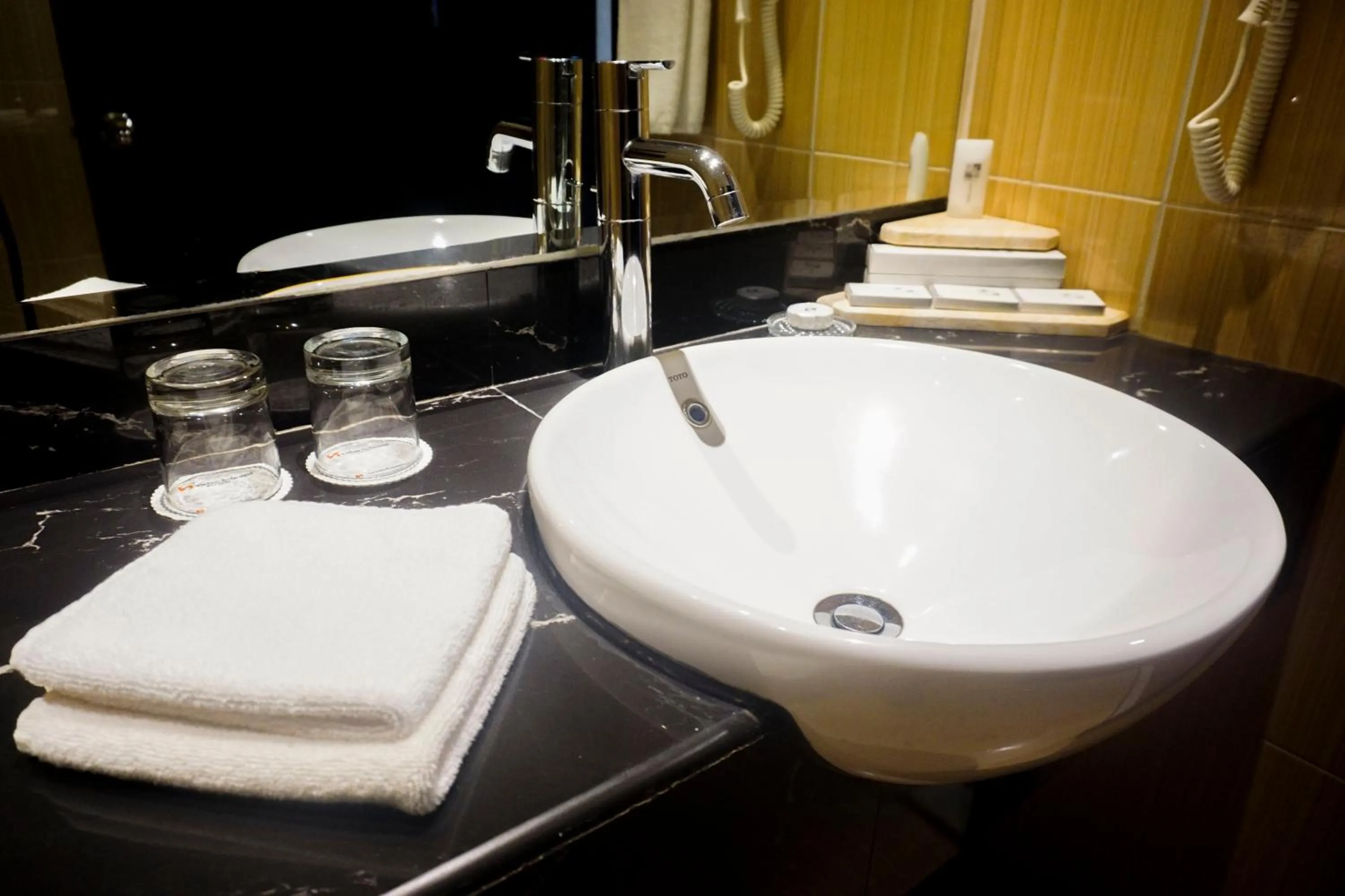 Grand Deluxe Twin Room in Swiss-Belhotel Kendari