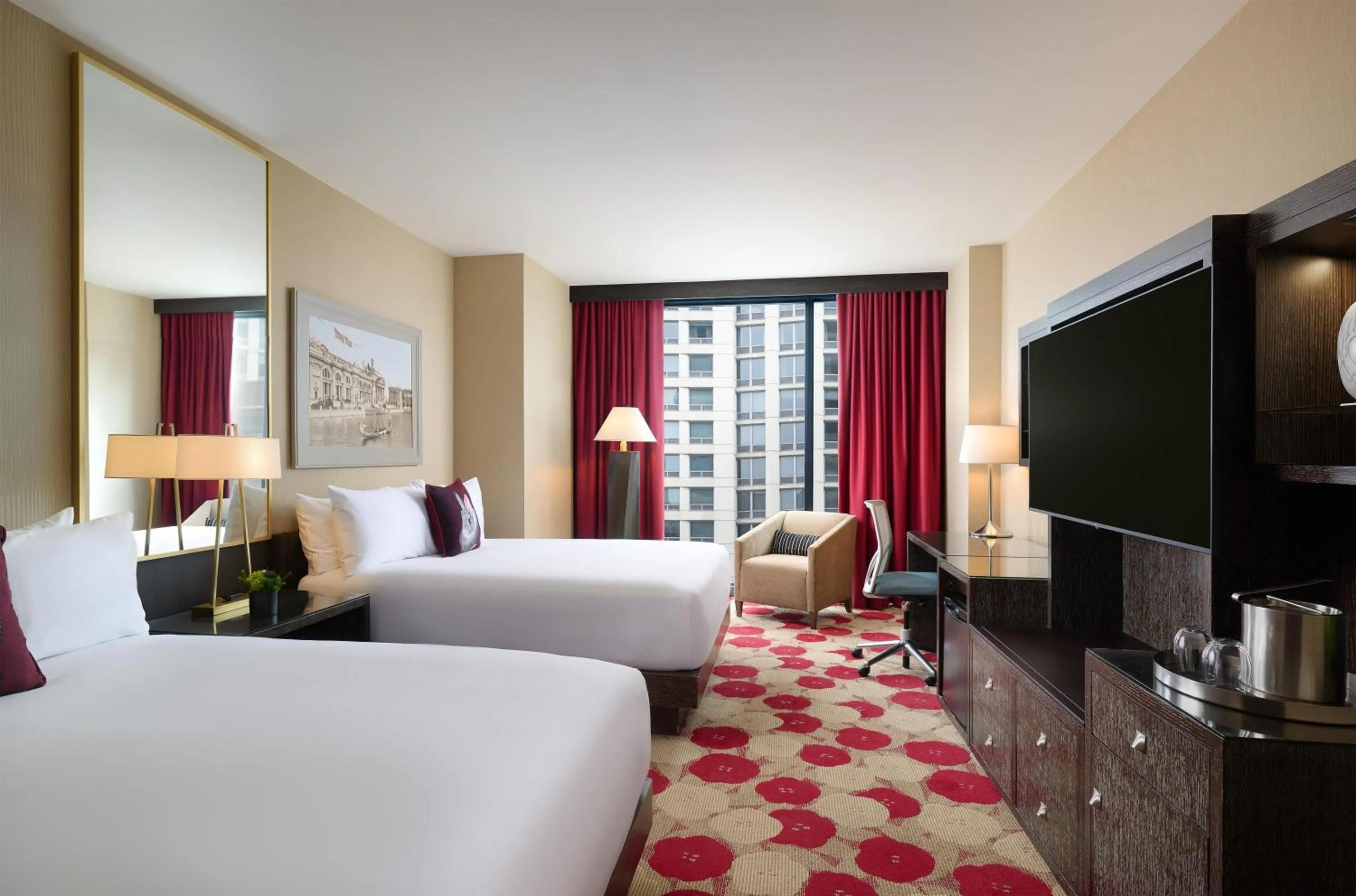 Deluxe Two Queens in The Royal Sonesta Chicago River North