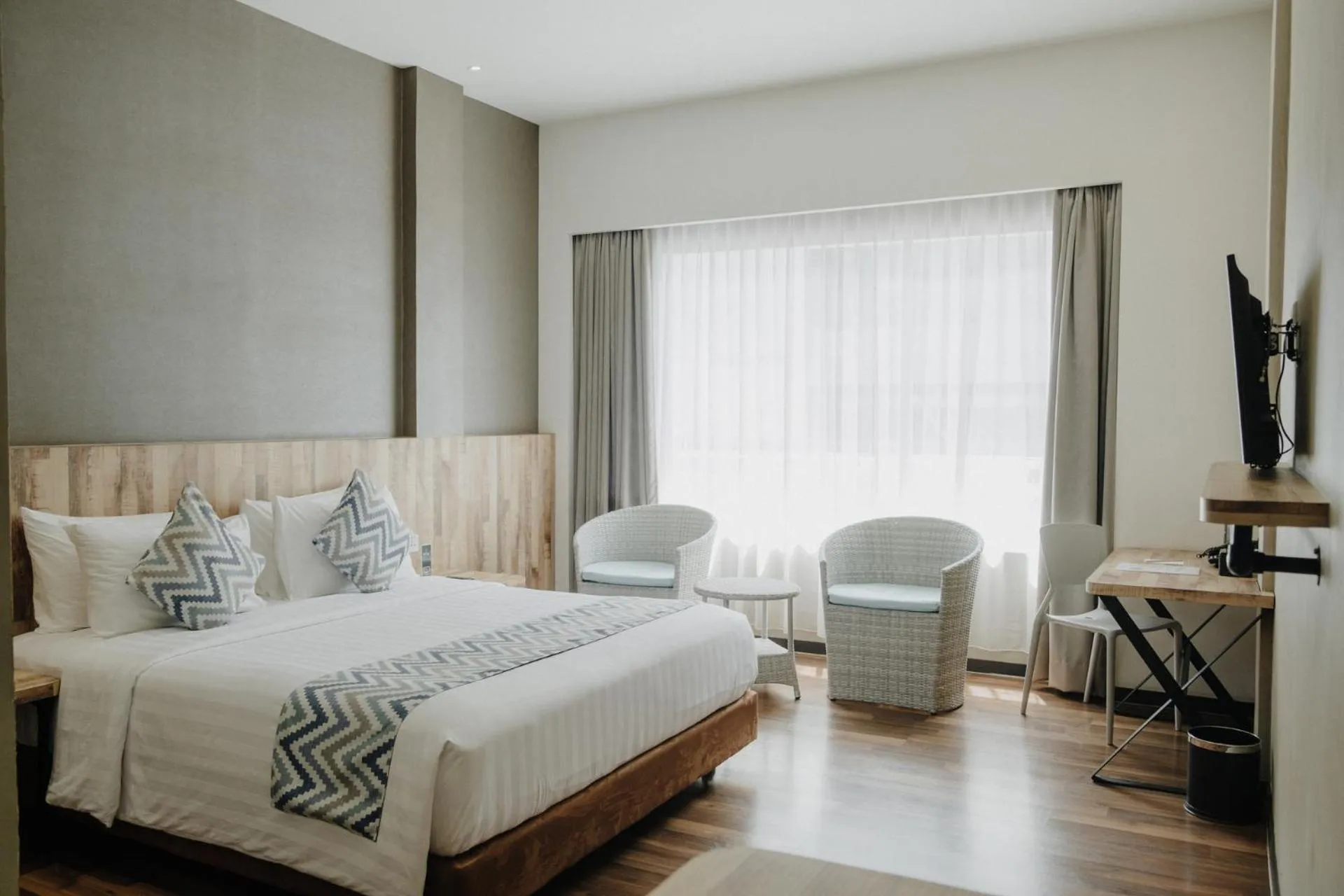 Deluxe Double or Twin Room with City View in All Nite And Day Palembang Veteran