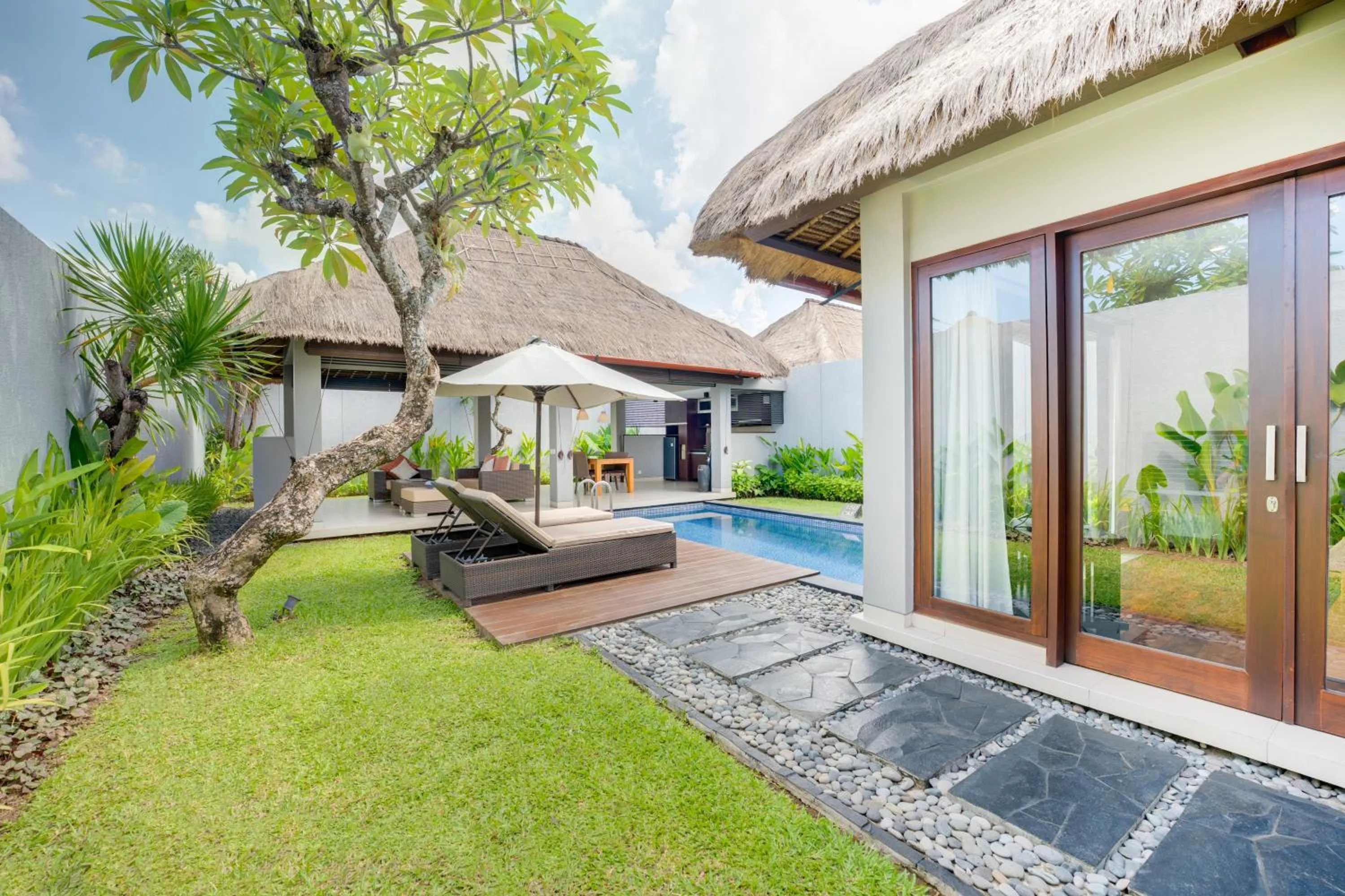 One-Bedroom Pool Villa with Spa Massage in Villa Jerami & Spa