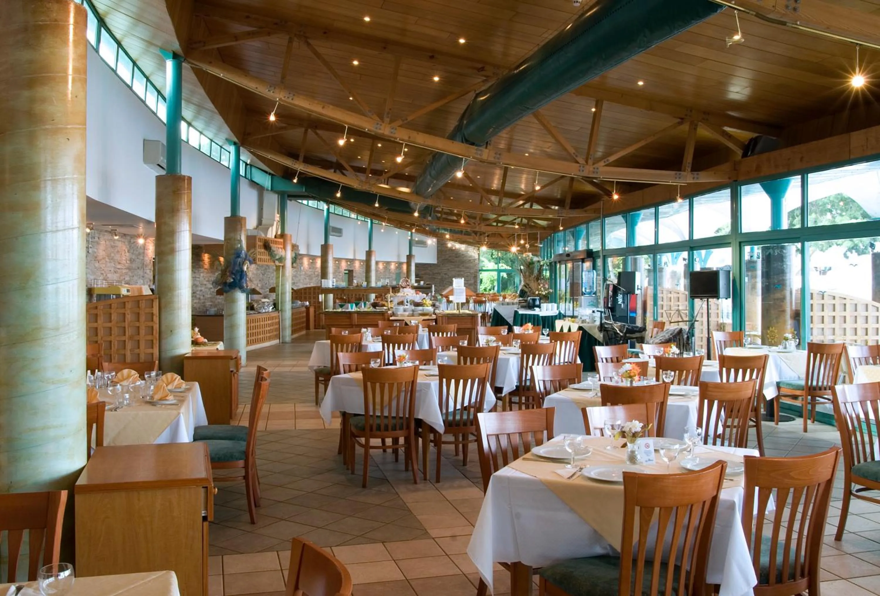 Twin Room with Park View in Hotel Boryana