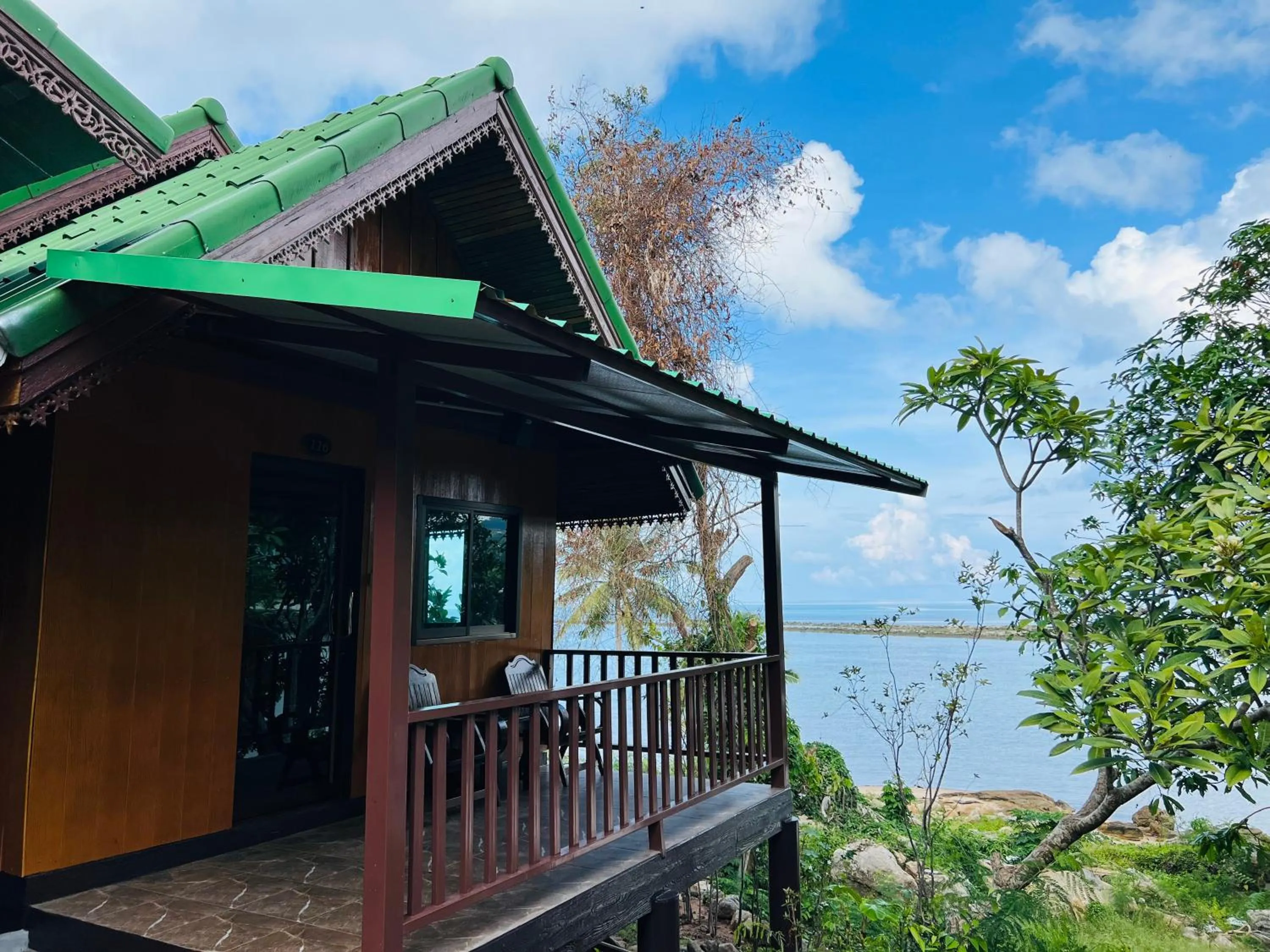 Bungalow with Garden View in Tharathip Resort Koh Phangan - SHA Plus