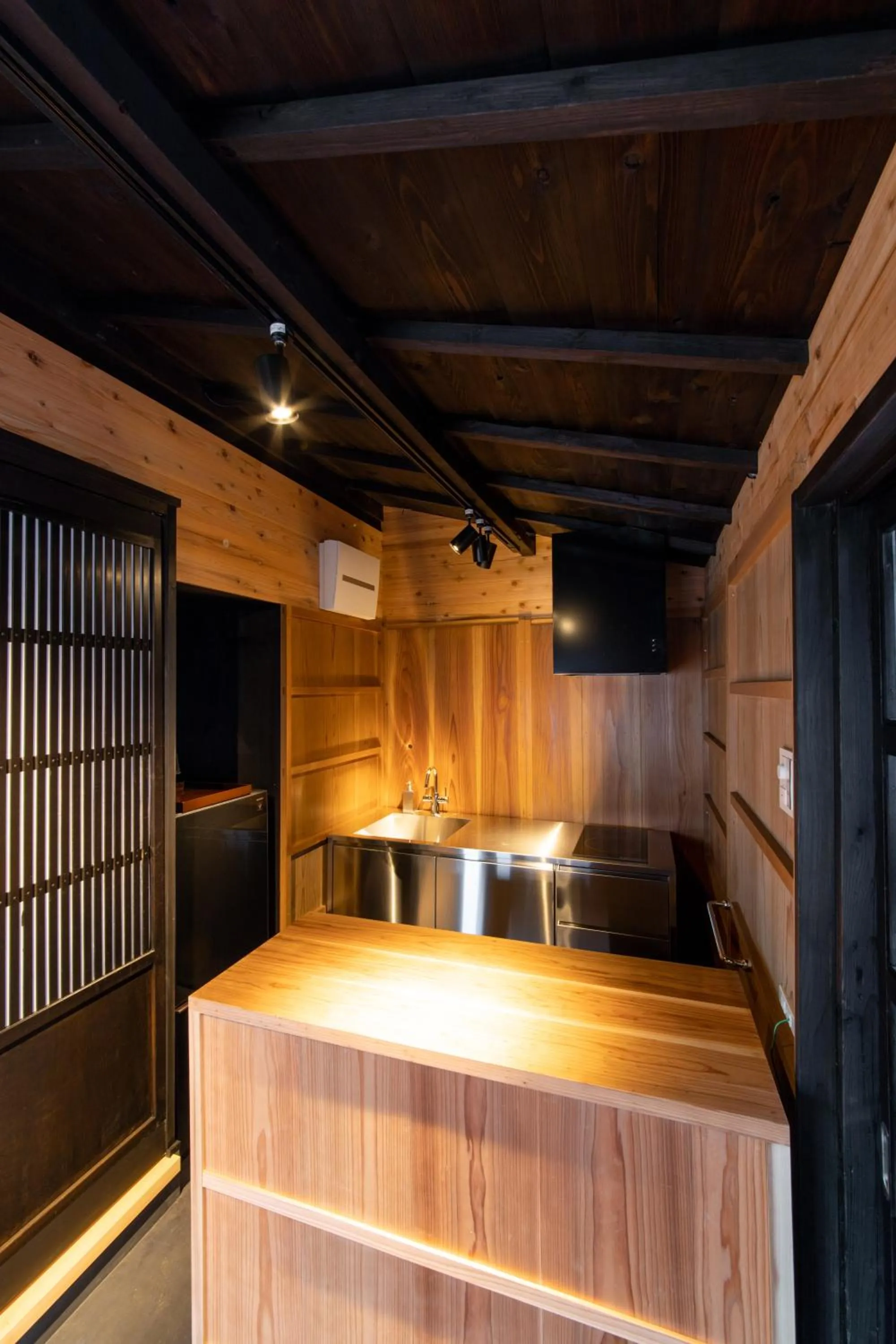 One-Bedroom House in Nihon Iro