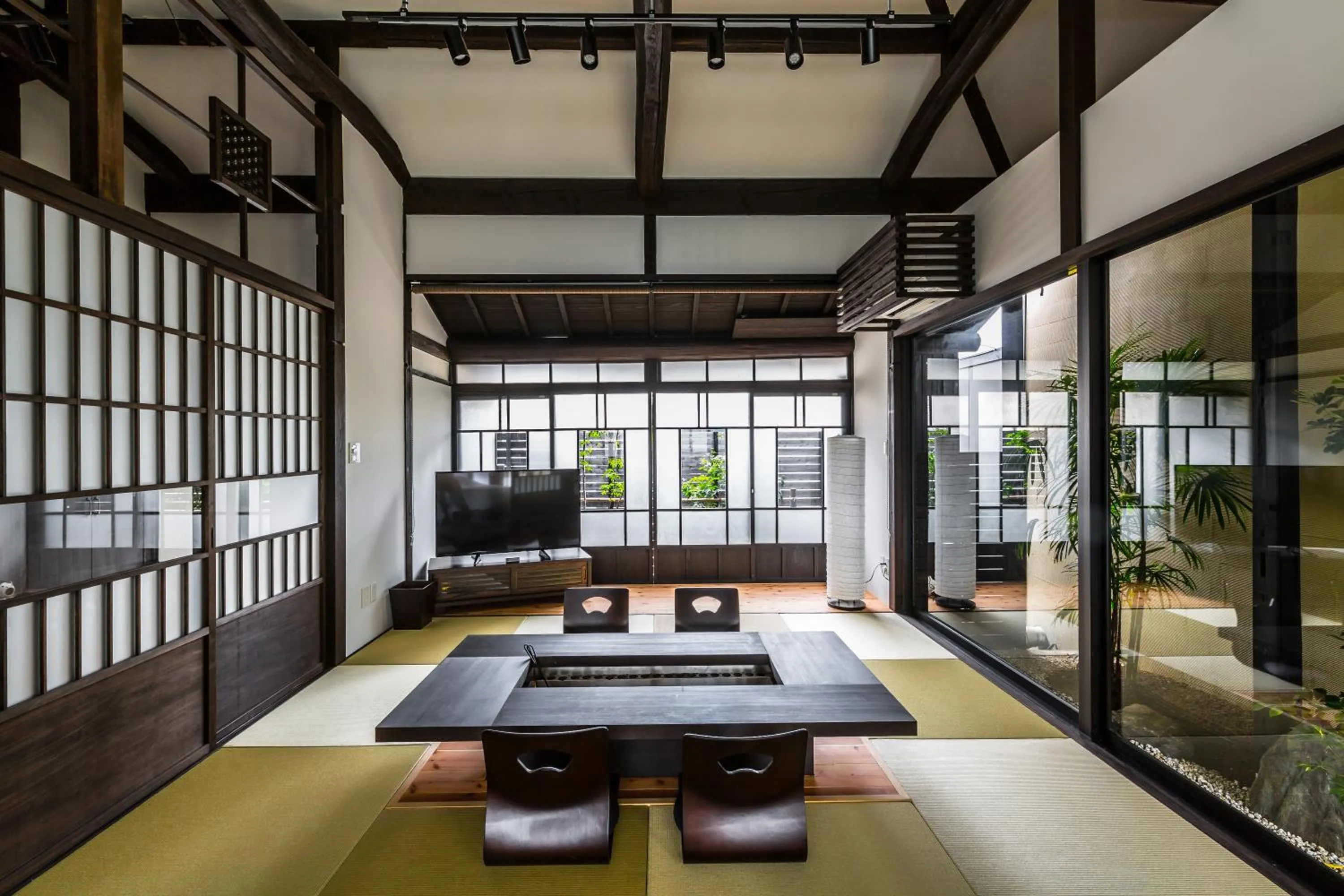 Standard One-Bedroom House in Nihon Iro
