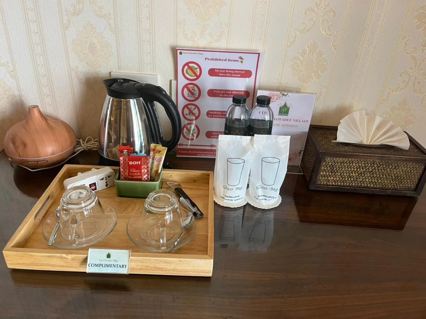 Superior Room with Garden View in Royal Phawadee Village Patong - 2 Minutes walk to the beach