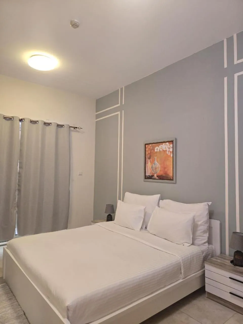 Two-Bedroom Deluxe Apartment in Al Raya Hotel Apartments