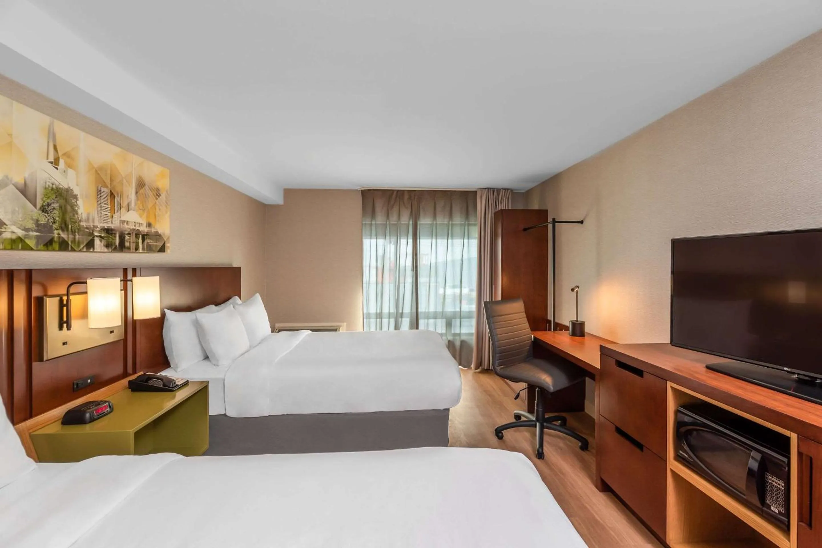Standard Room with Two Double Beds - Second Floor in Comfort Inn South Shore