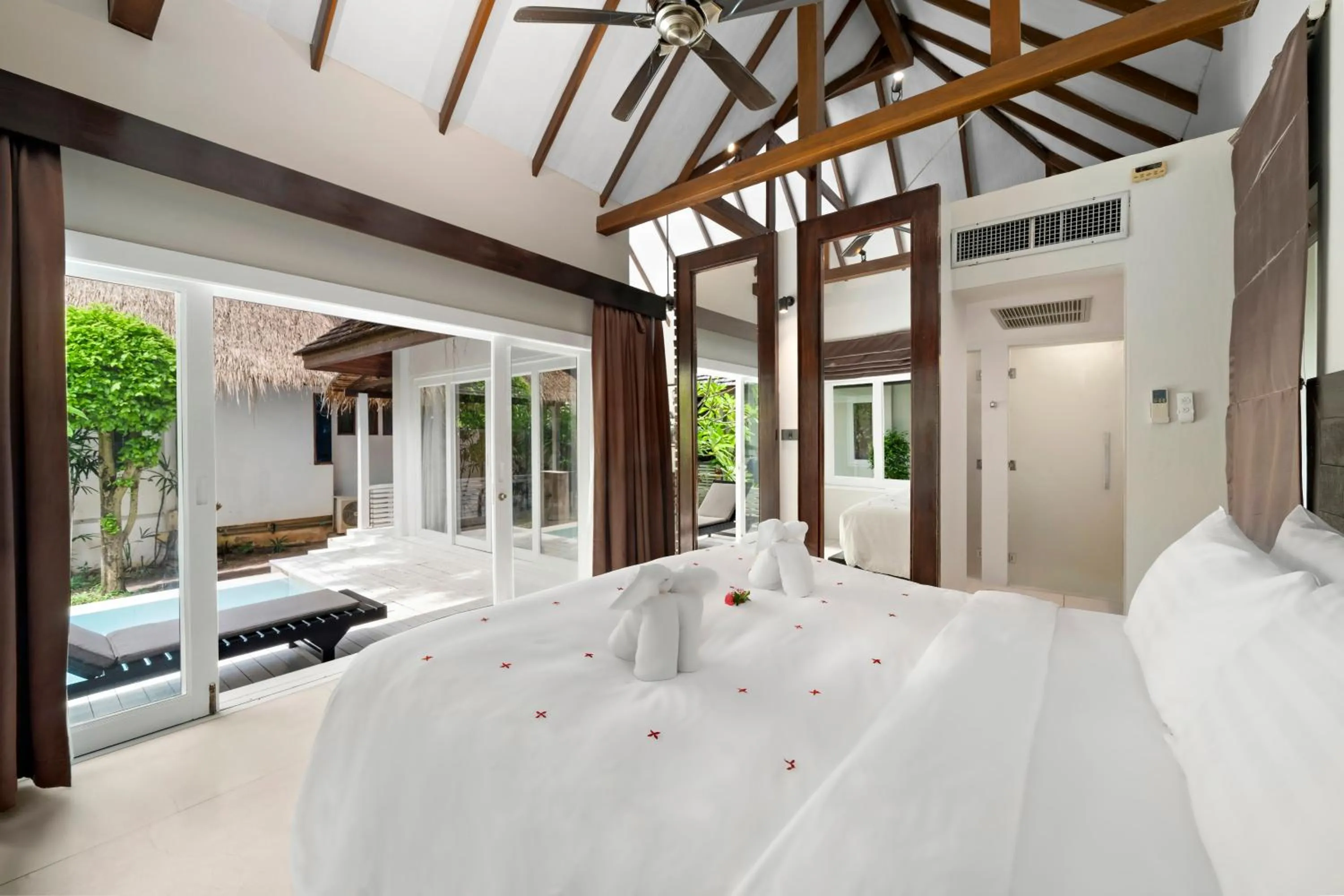 Tropical Pool Villa in Zara Beach Resort Koh Samui