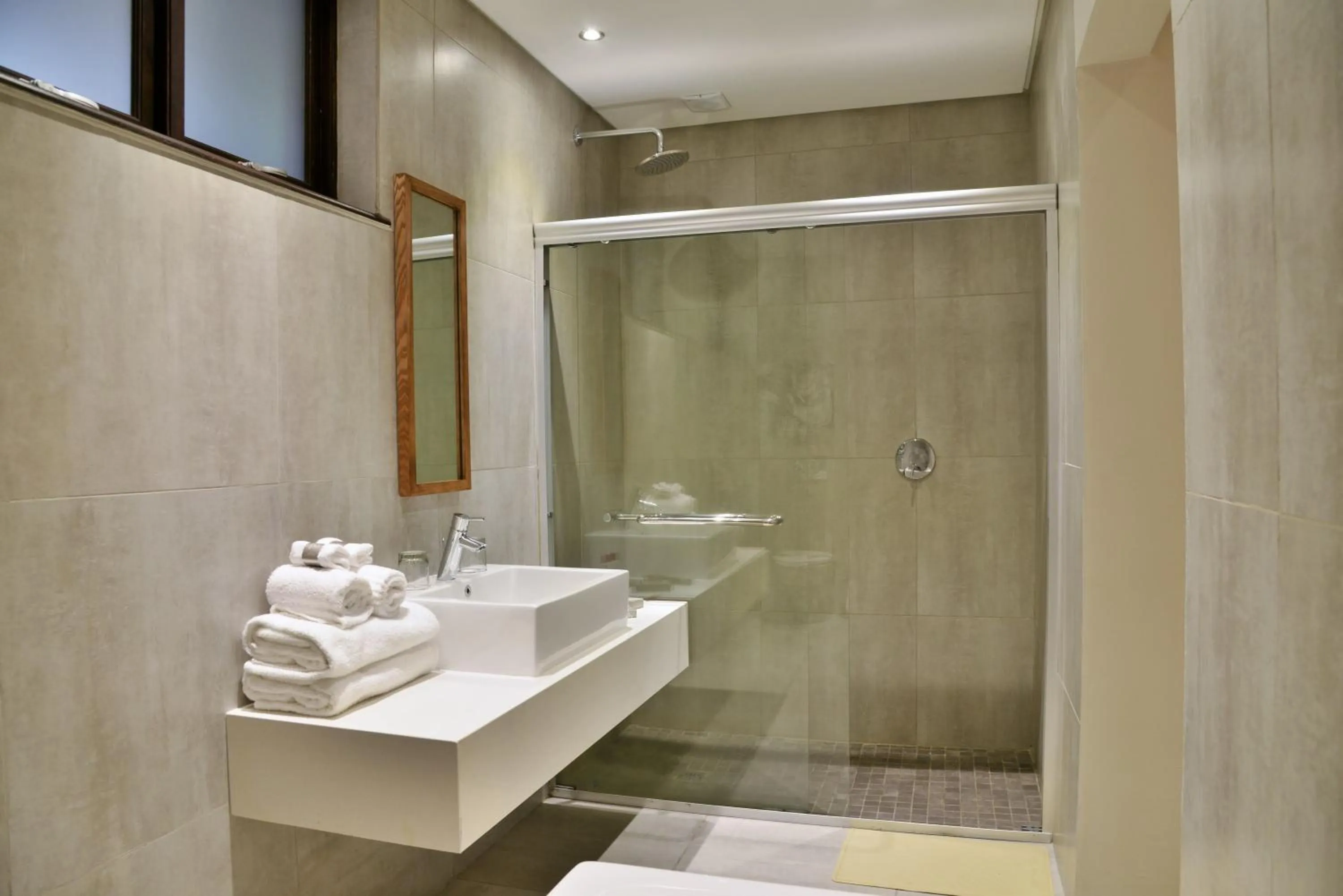 Standard Twin Room in Cresta Maun Hotel