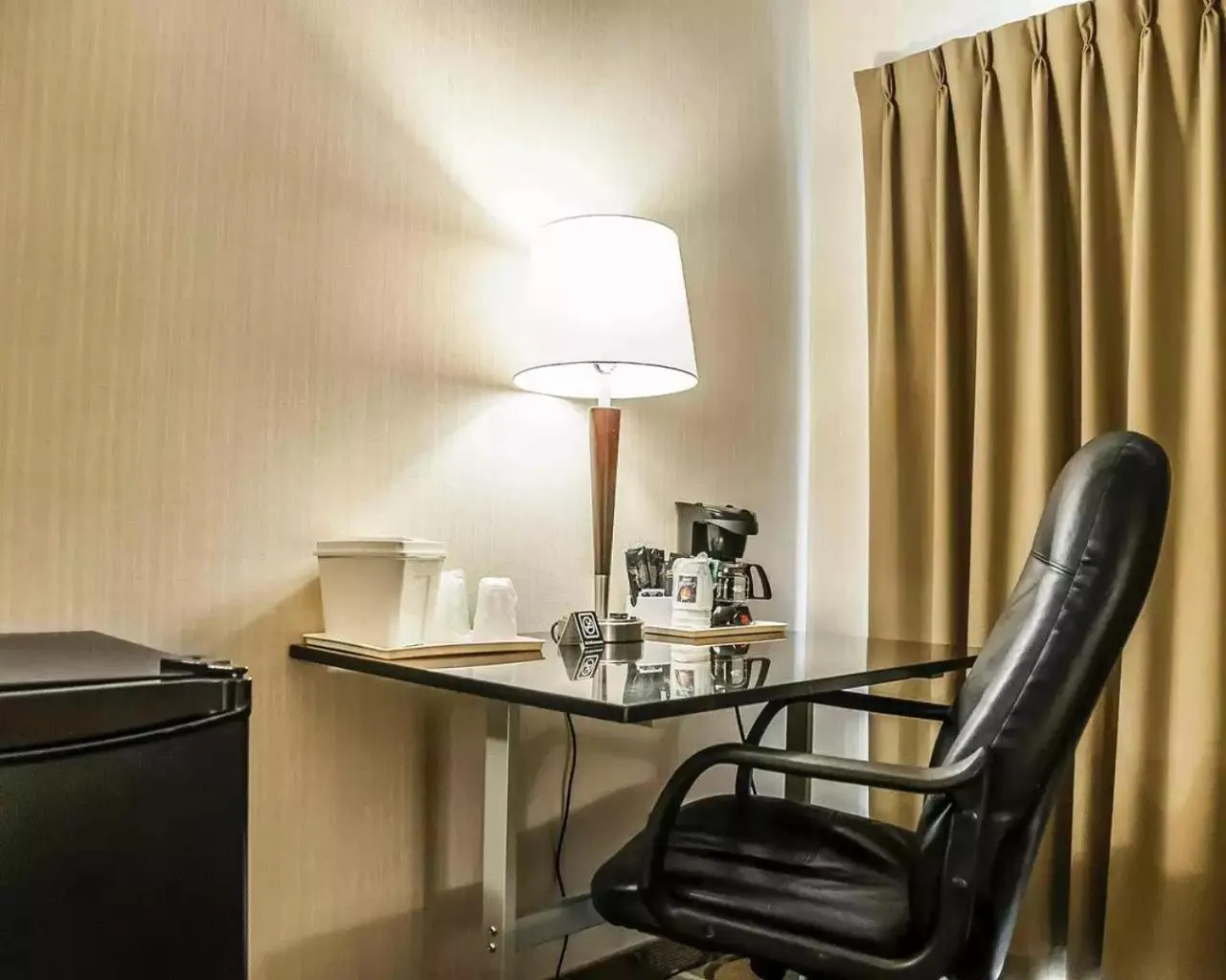 Deluxe Room with Two Double Beds - Second Floor in Comfort Inn
