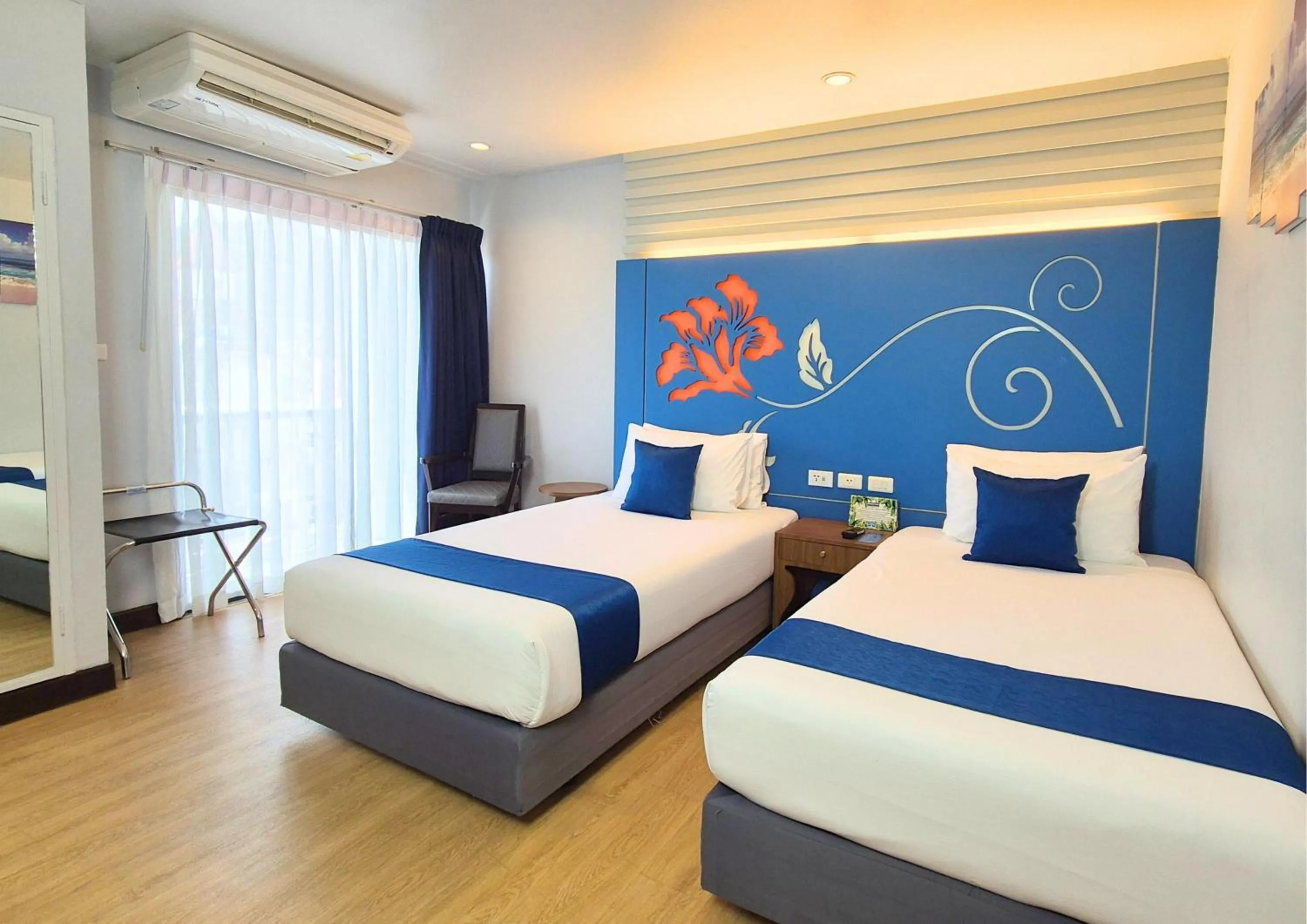 Deluxe Twin Room  in Days Inn by Wyndham Patong Beach
